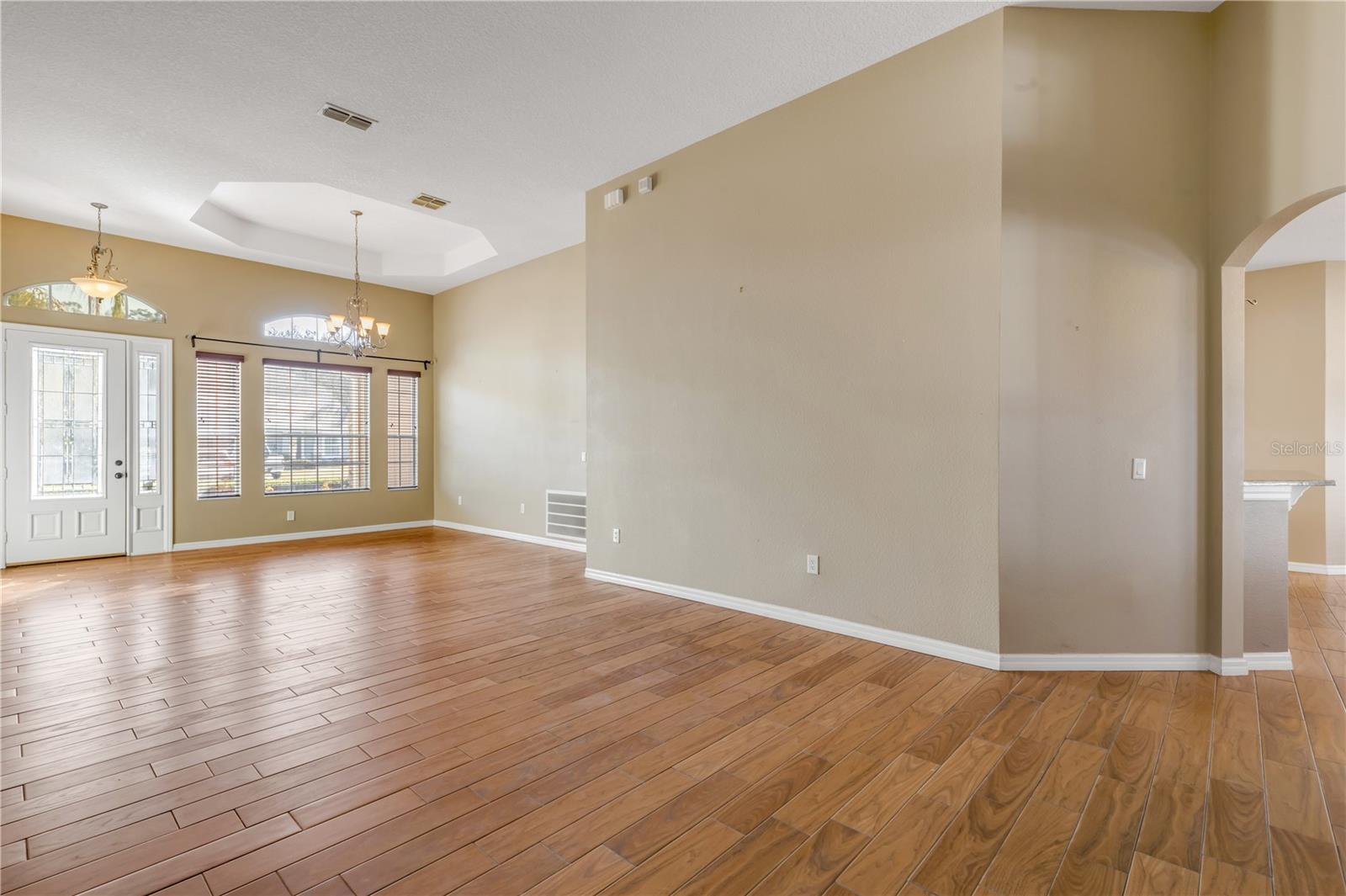 Image 5 of 36 For 414 Holly Fern Trail