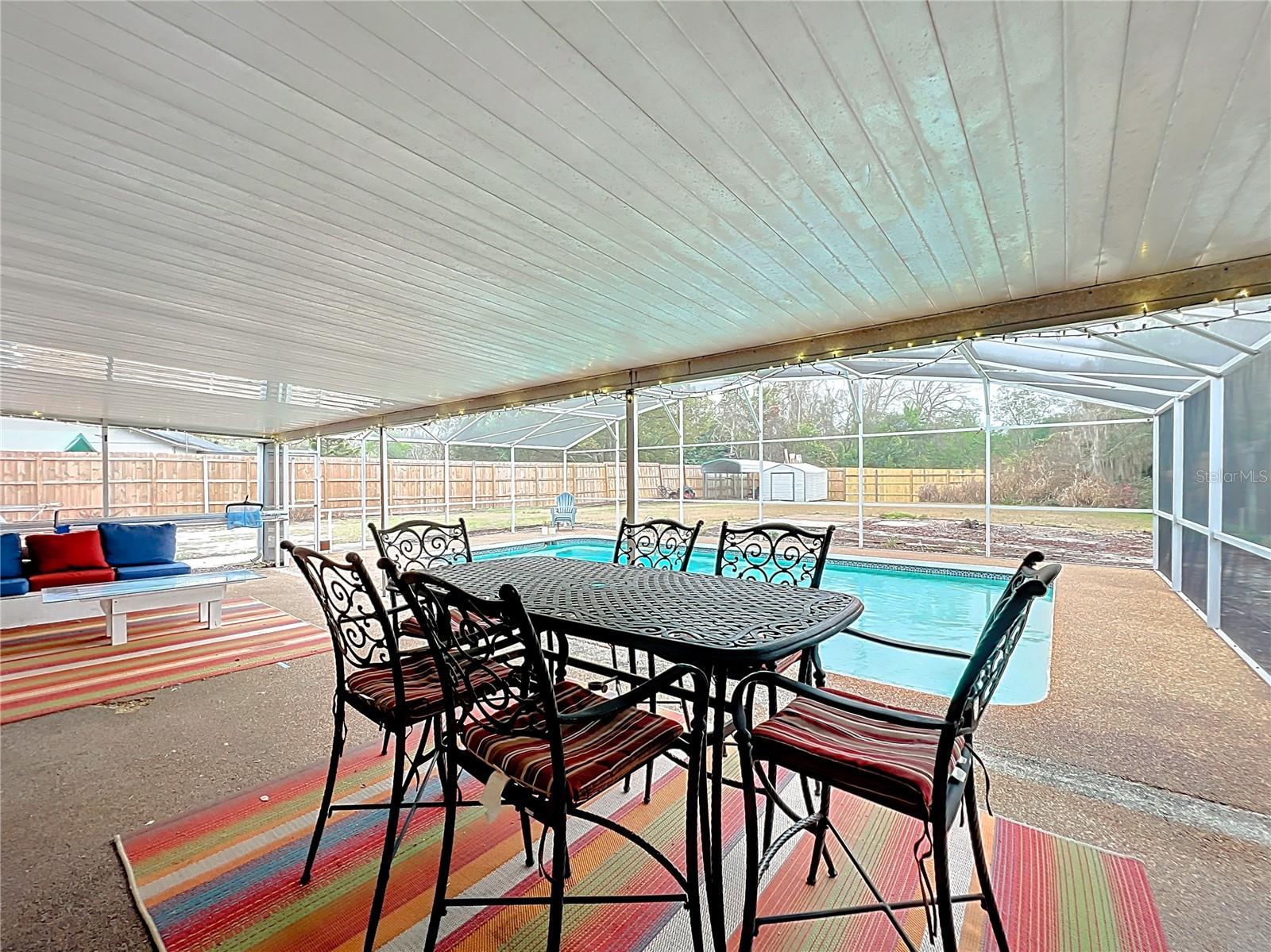 Image 14 of 54 For 821 Raven Avenue