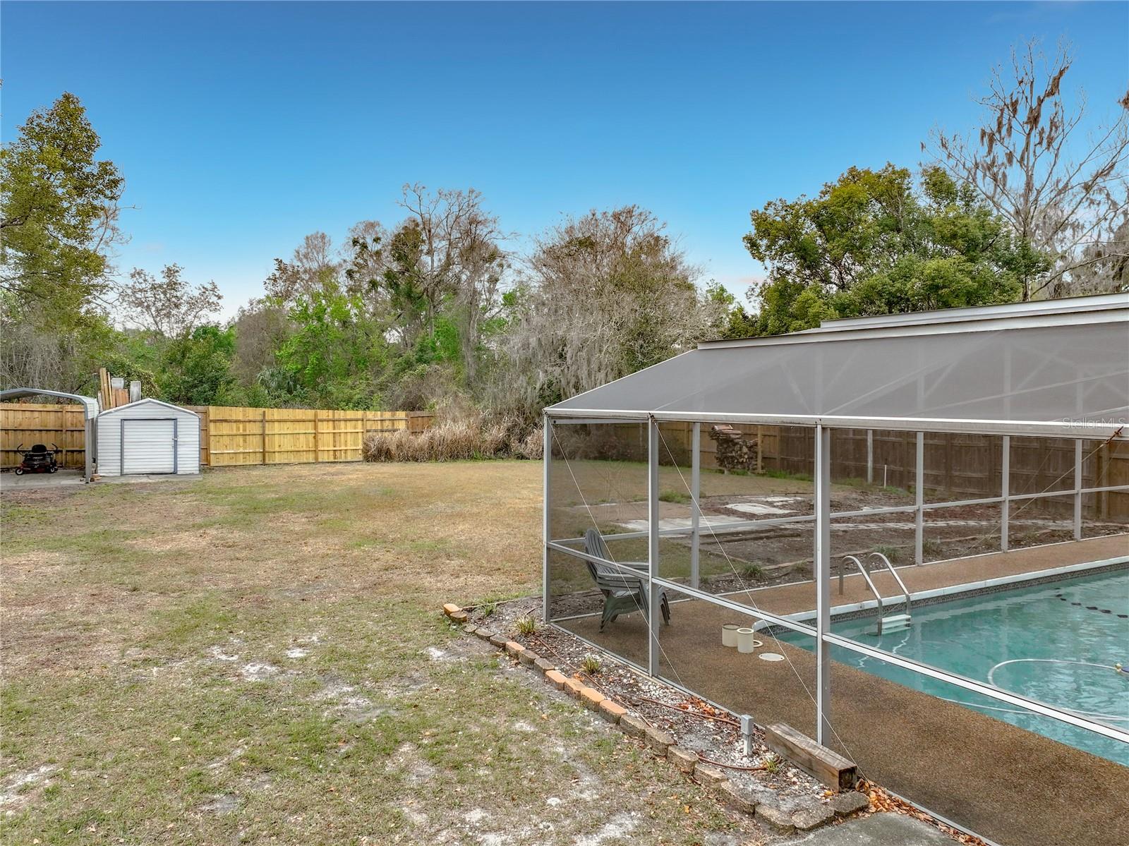 Image 16 of 54 For 821 Raven Avenue