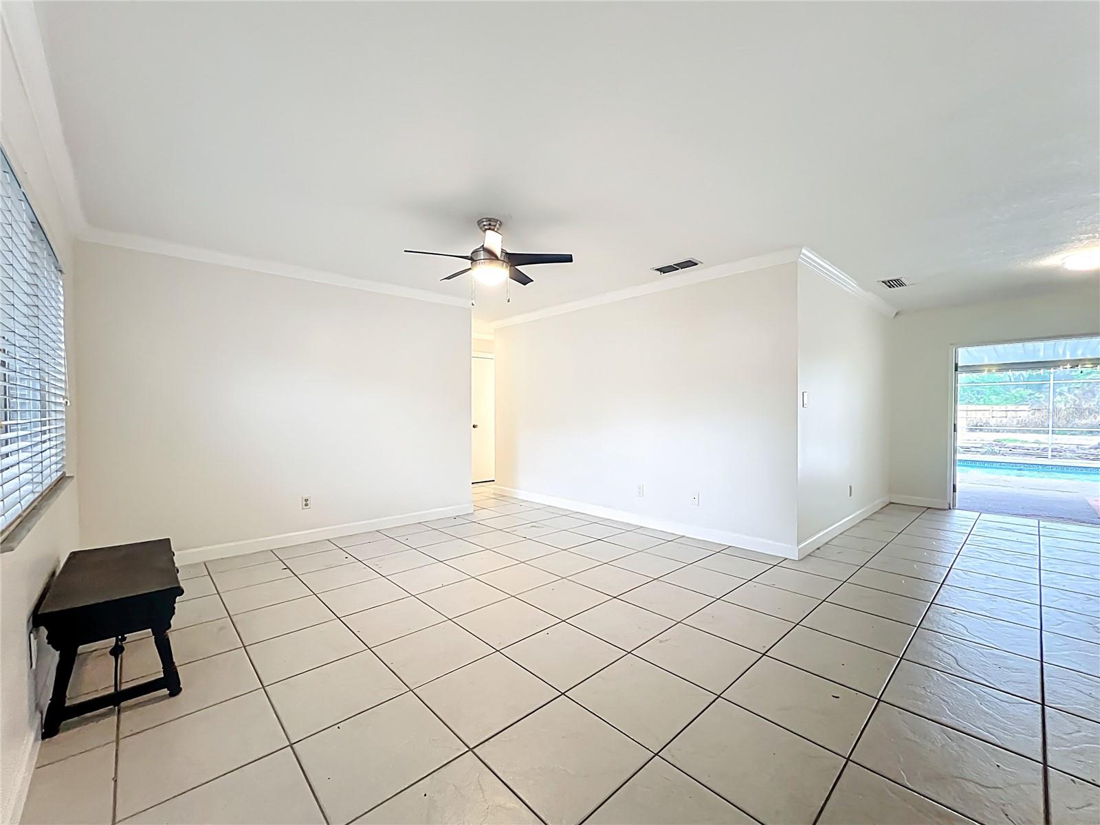 Image 17 of 54 For 821 Raven Avenue