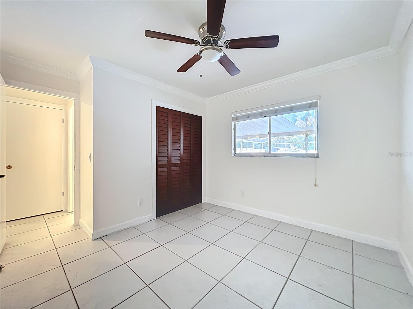 Image 38 of 54 For 821 Raven Avenue