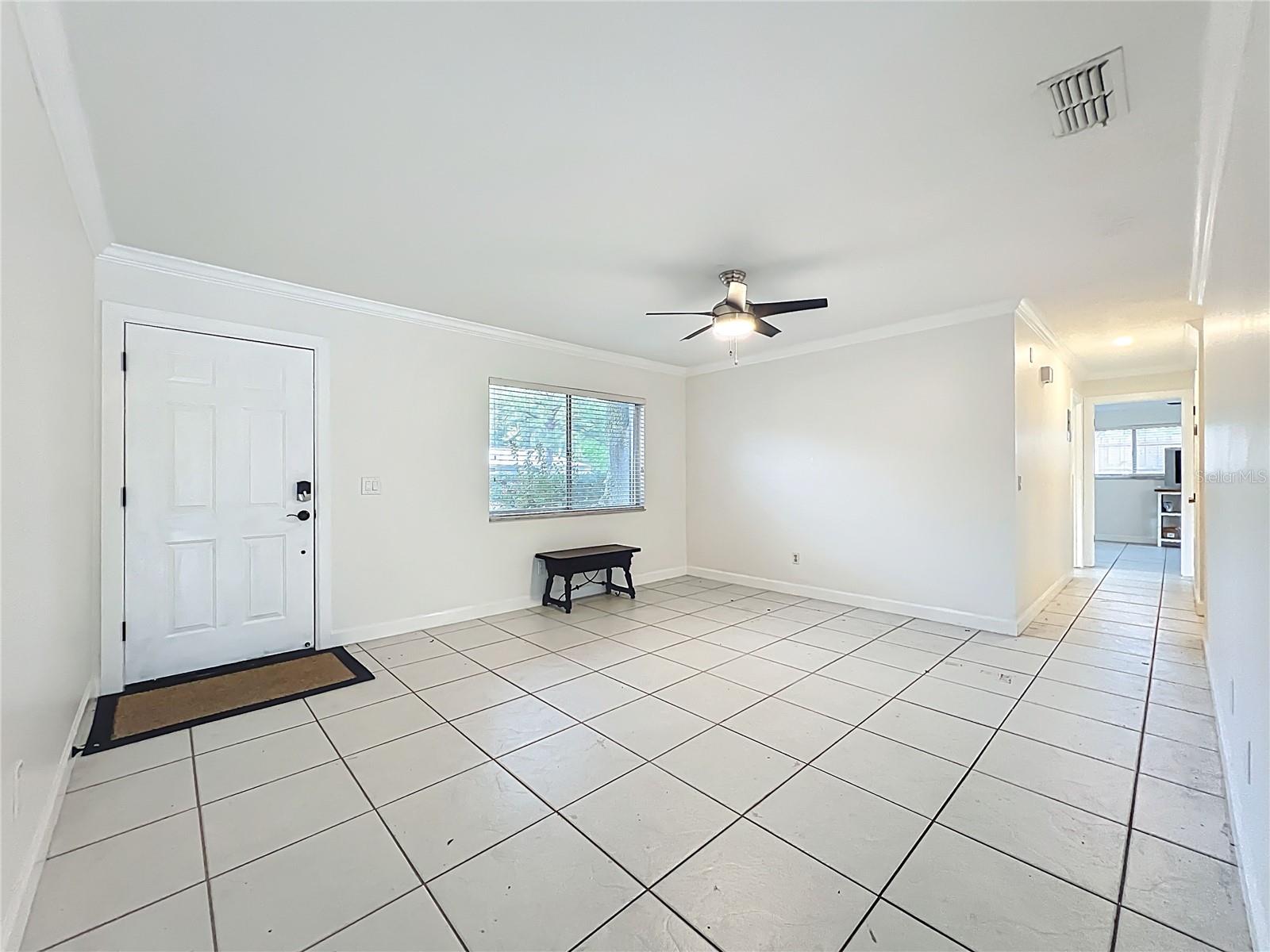 Image 6 of 54 For 821 Raven Avenue