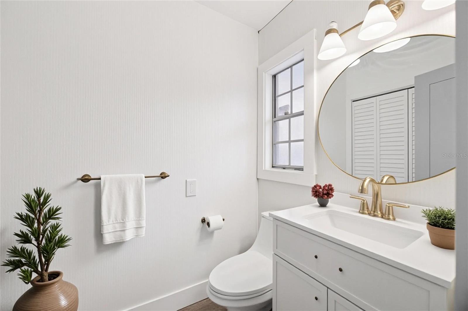 Image 16 of 31 For 1135 Thunder Trail