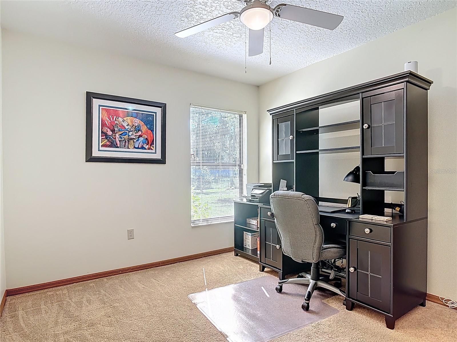 Image 26 of 51 For 1355 Cameron Avenue