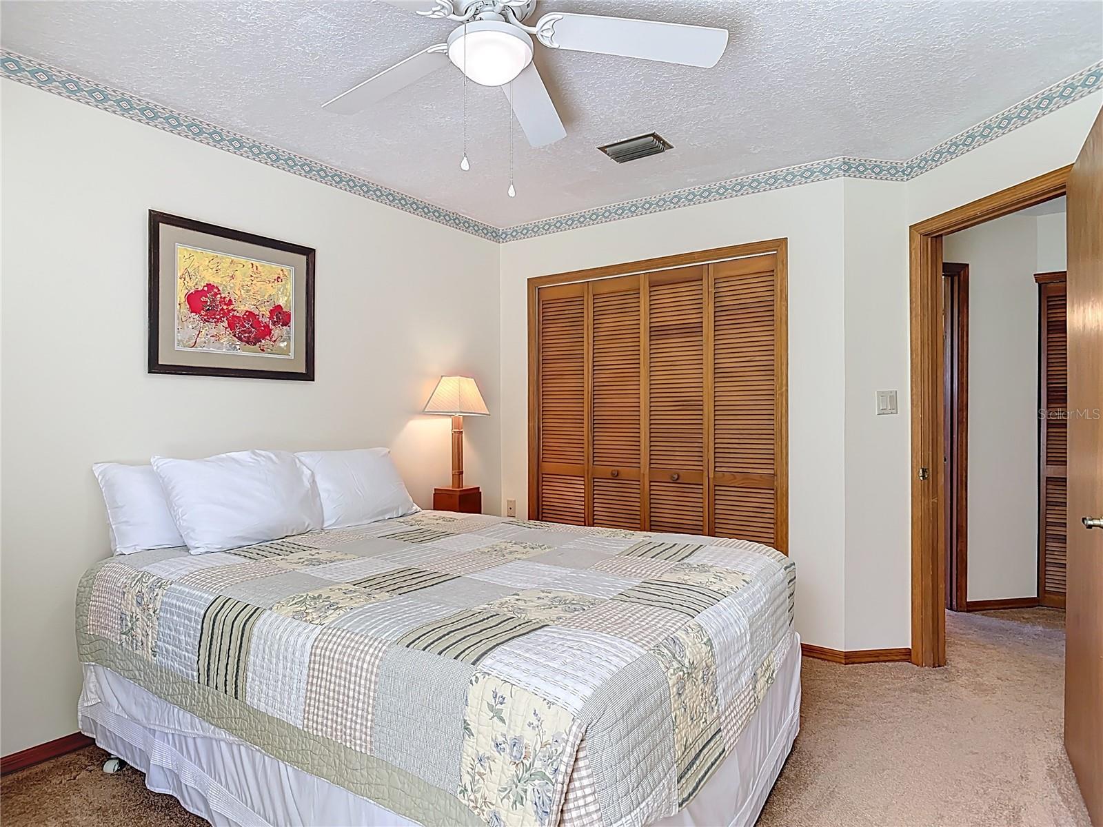 Image 29 of 51 For 1355 Cameron Avenue