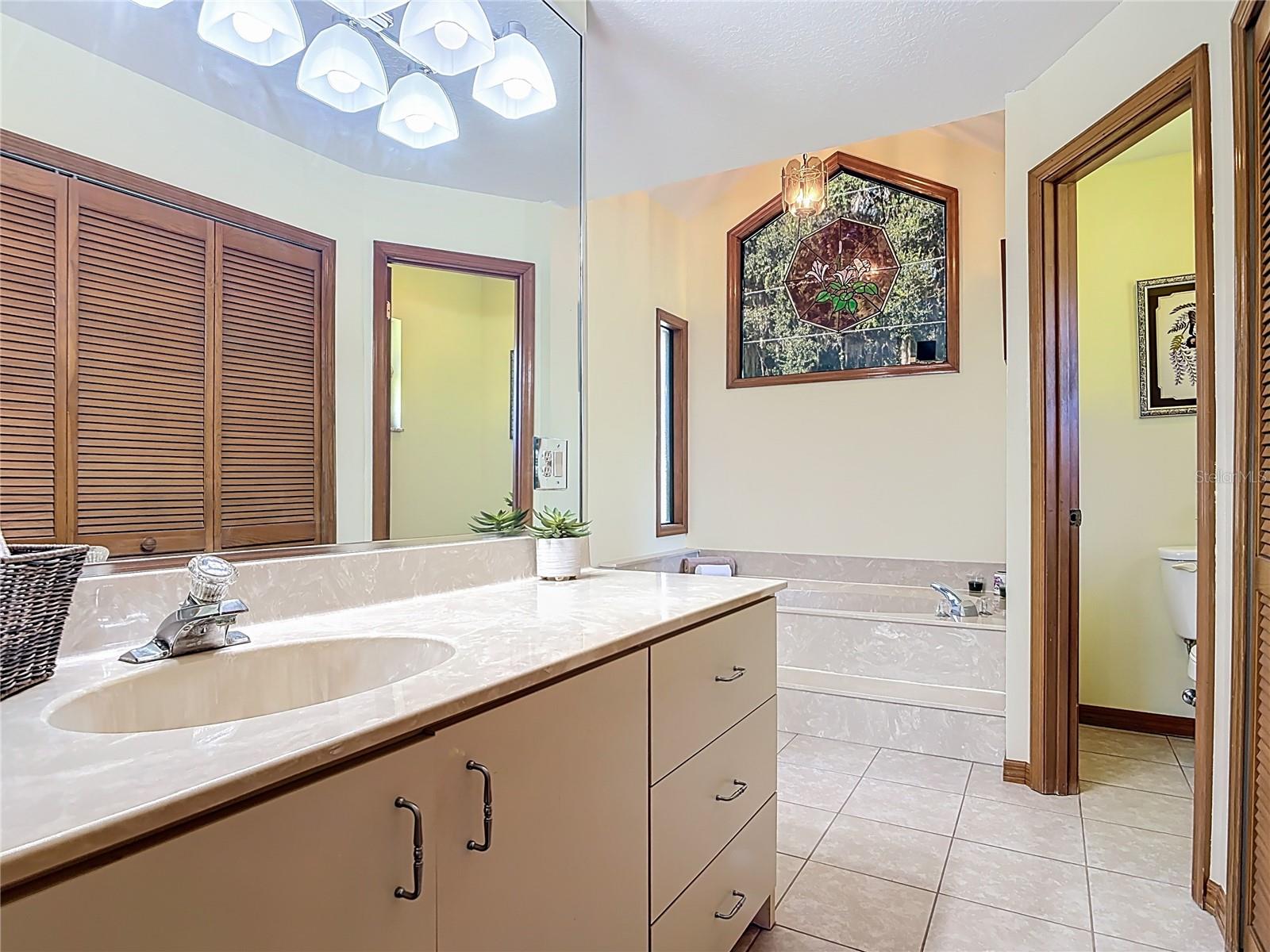 Image 34 of 51 For 1355 Cameron Avenue