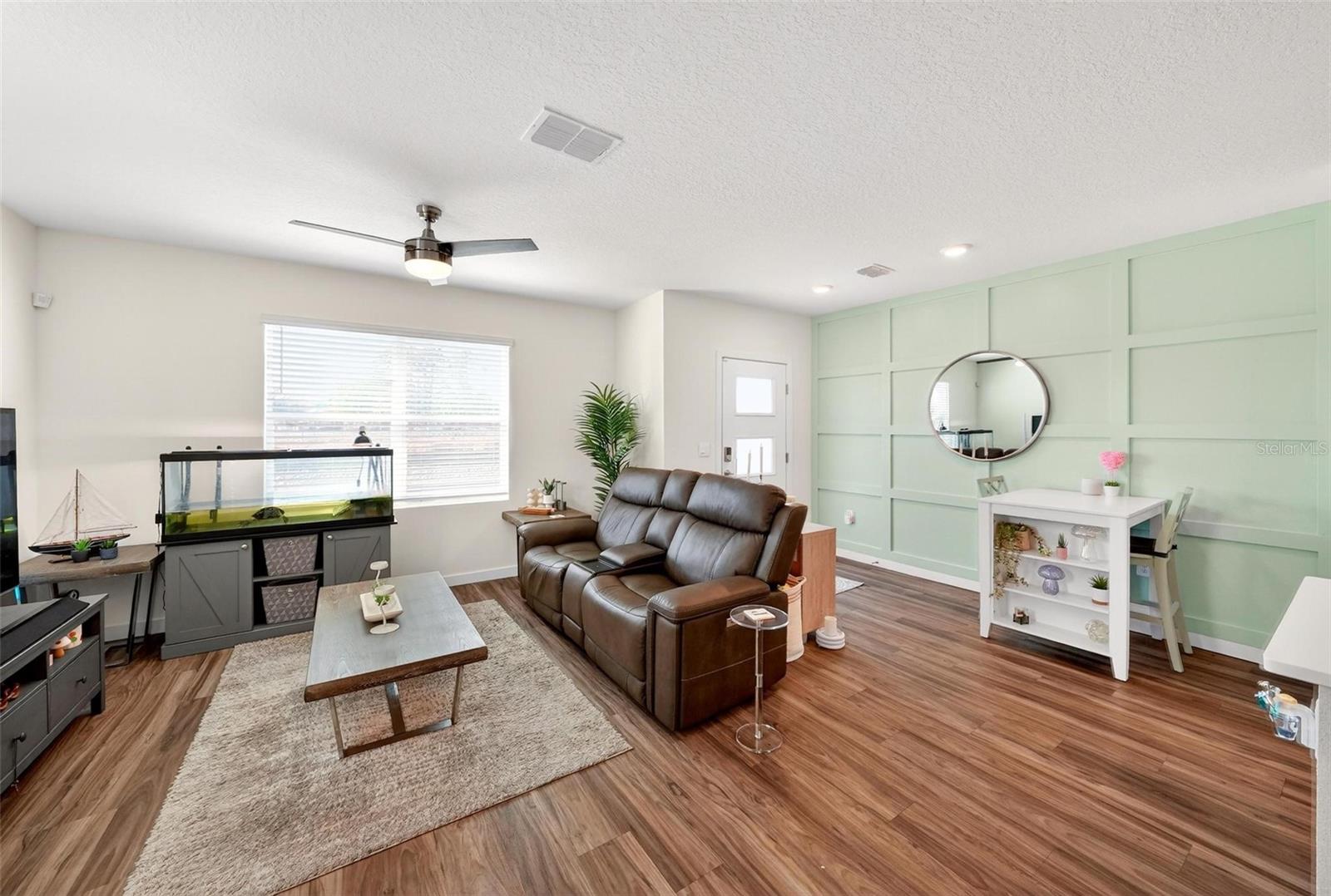 Image 13 of 46 For 553 John L Mica Way