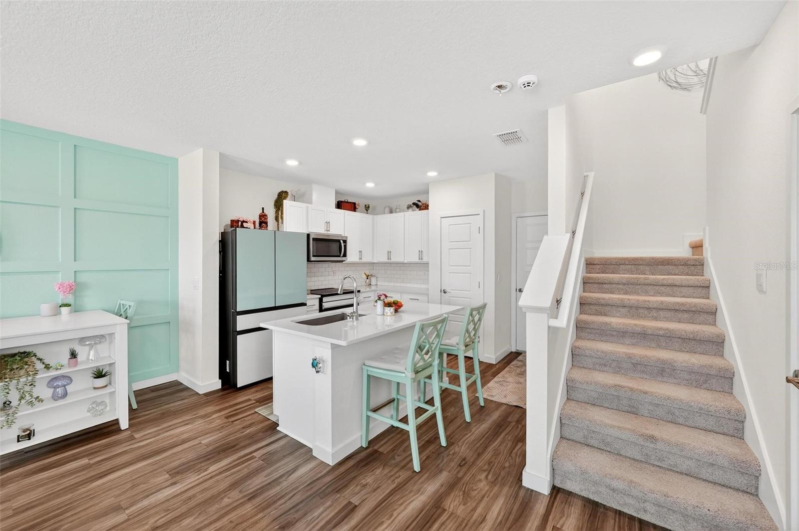 Image 15 of 46 For 553 John L Mica Way