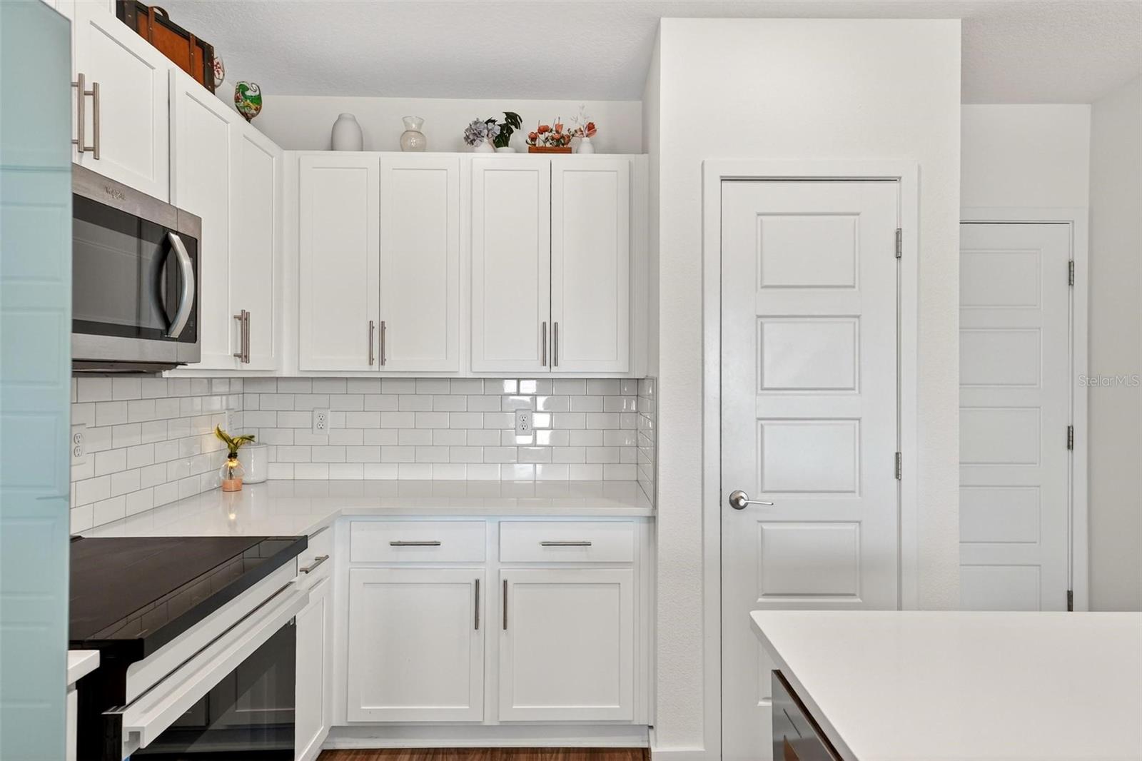 Image 19 of 46 For 553 John L Mica Way