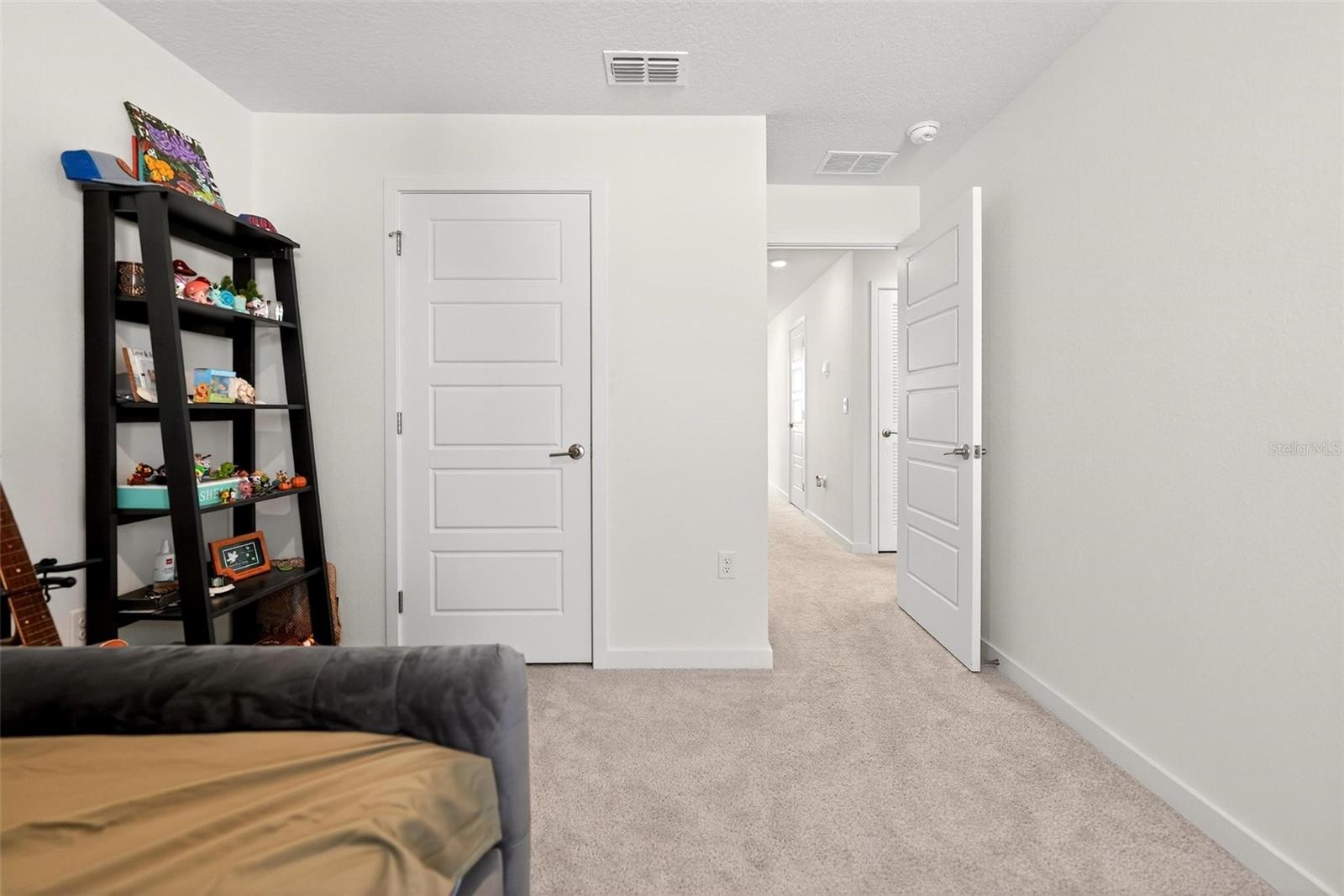 Image 33 of 46 For 553 John L Mica Way