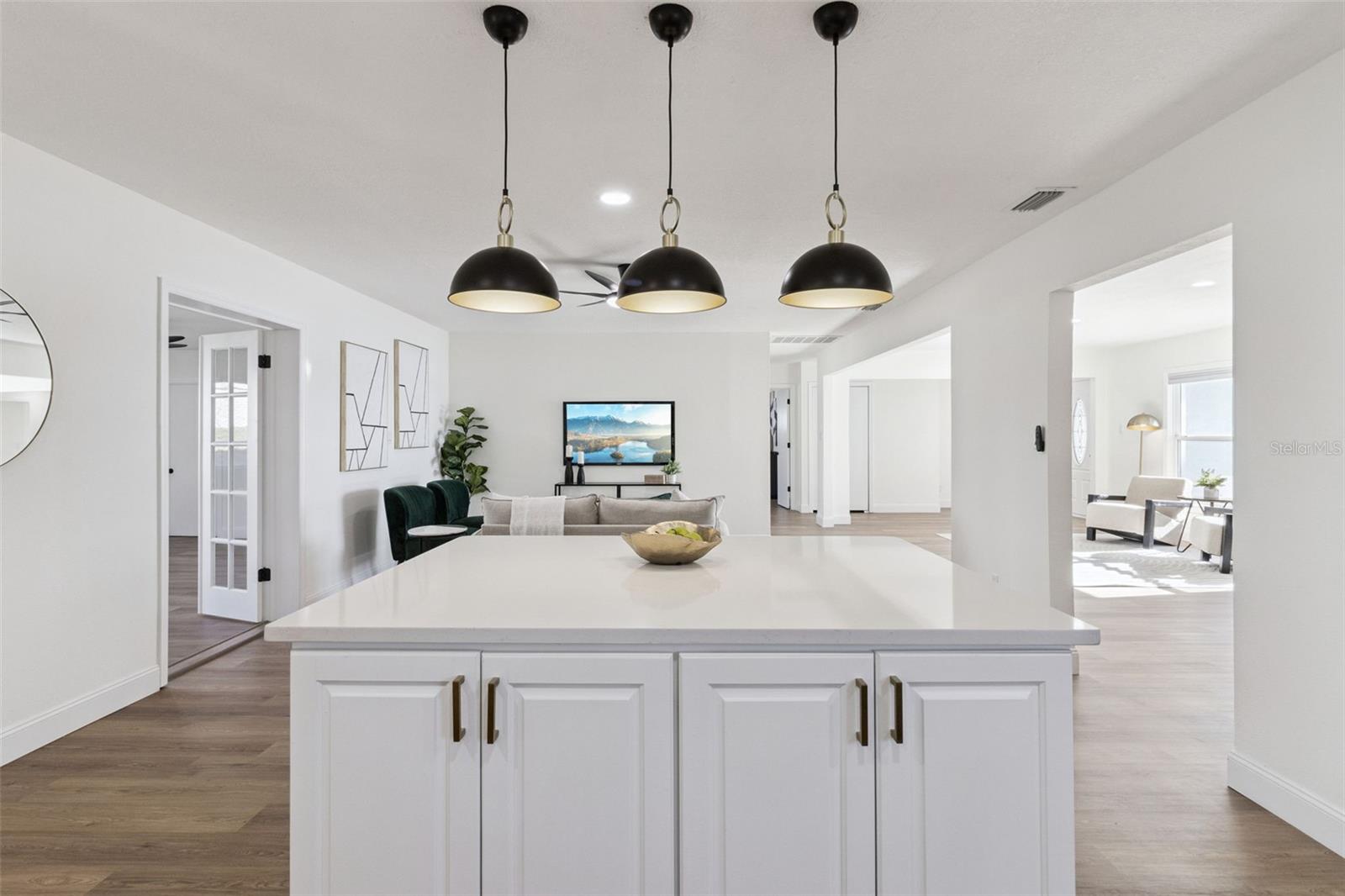 Image 19 of 54 For 1106 Lake Ariana Boulevard