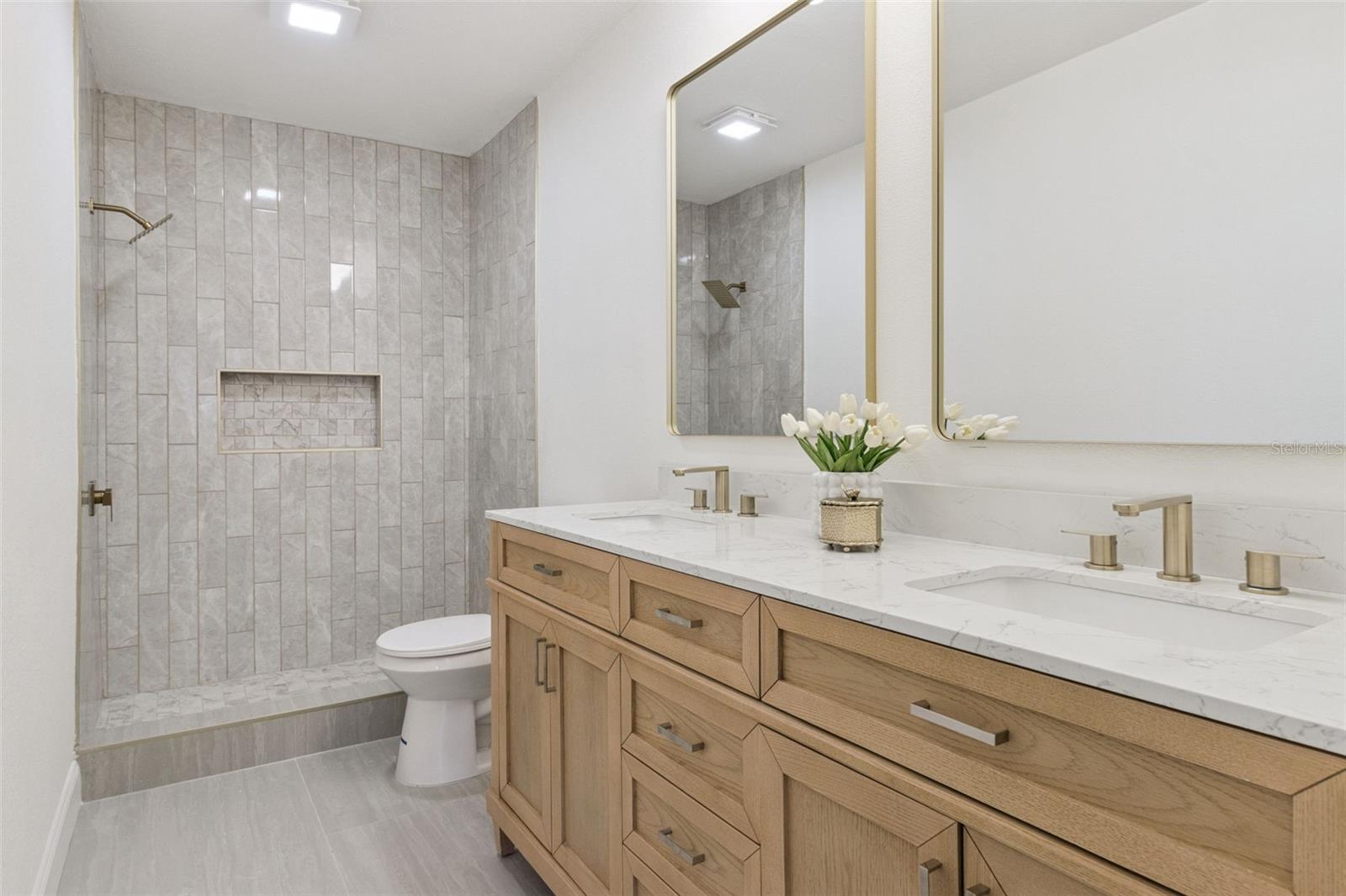 Image 26 of 54 For 1106 Lake Ariana Boulevard