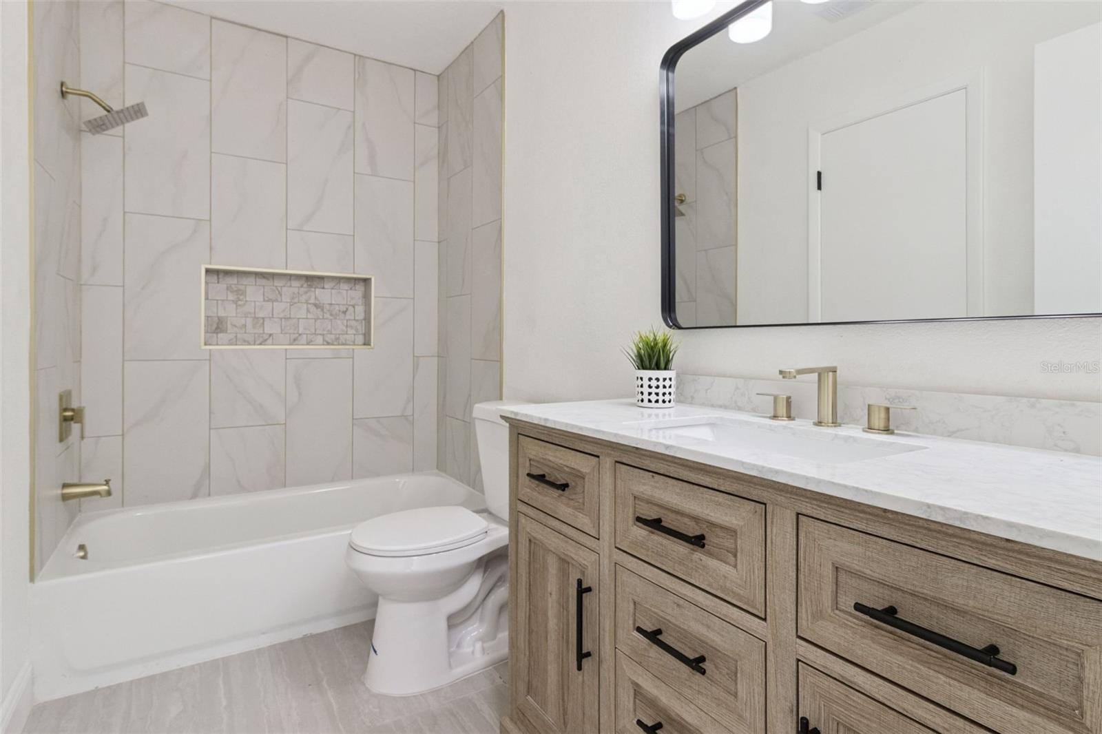 Image 34 of 54 For 1106 Lake Ariana Boulevard