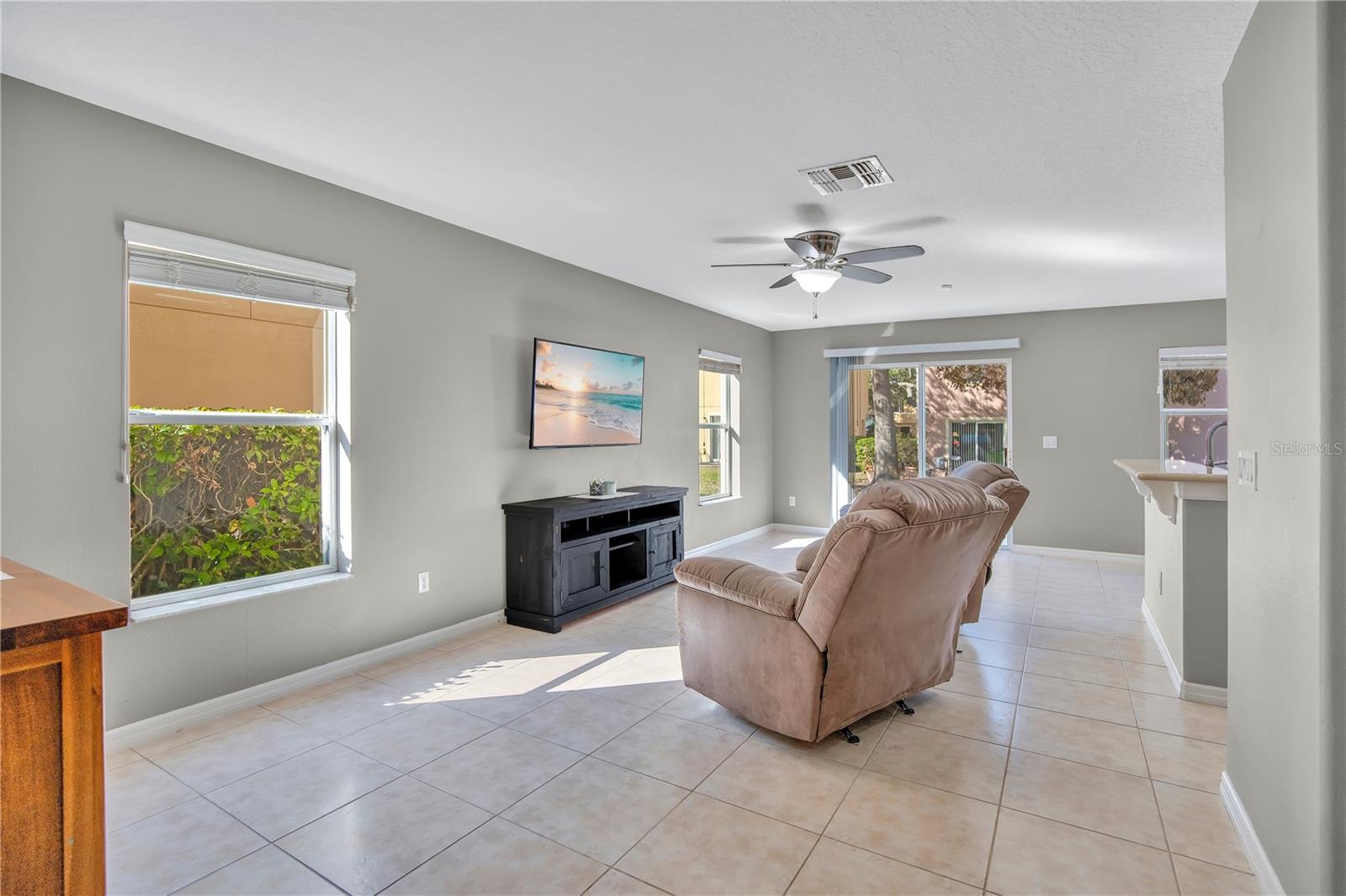 Image 5 of 37 For 3848 Shaftbury Place