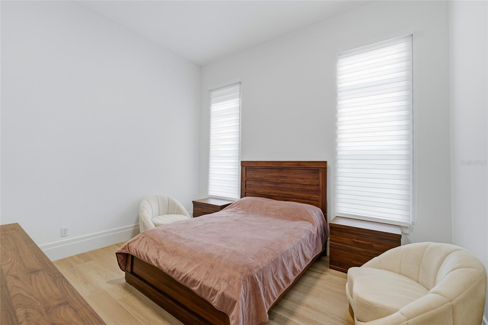 Image 23 of 32 For 16848 Vinci Way