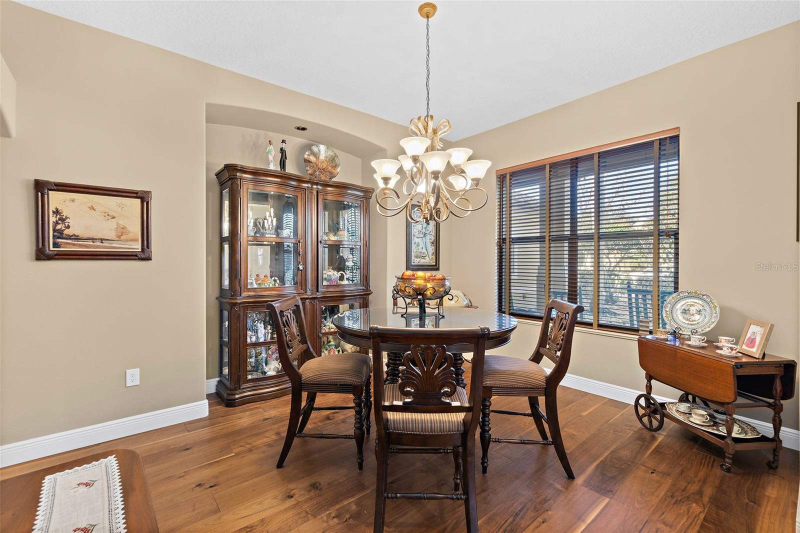 Image 21 of 50 For 3031 Southern Oaks Drive