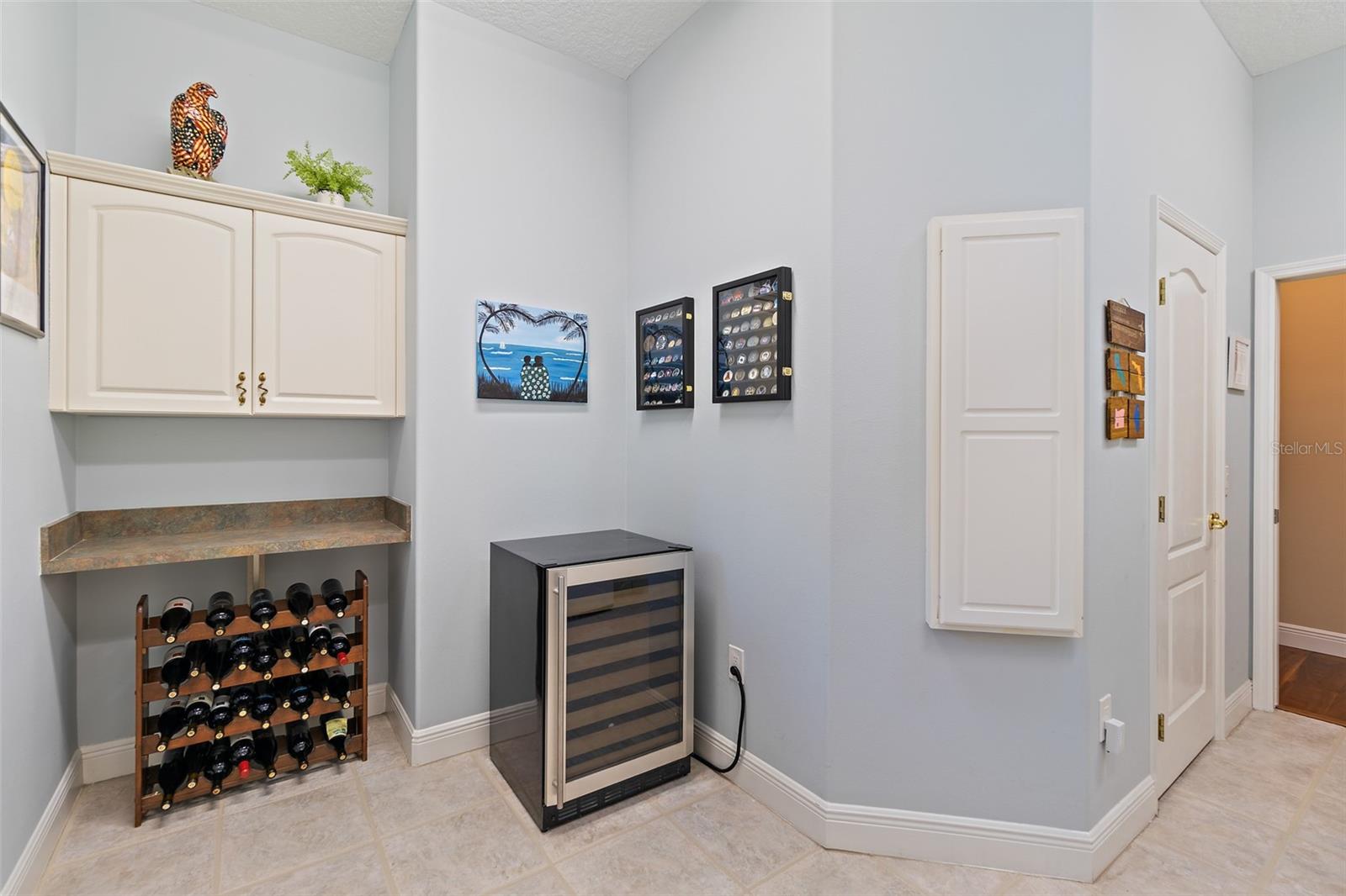 Image 26 of 50 For 3031 Southern Oaks Drive