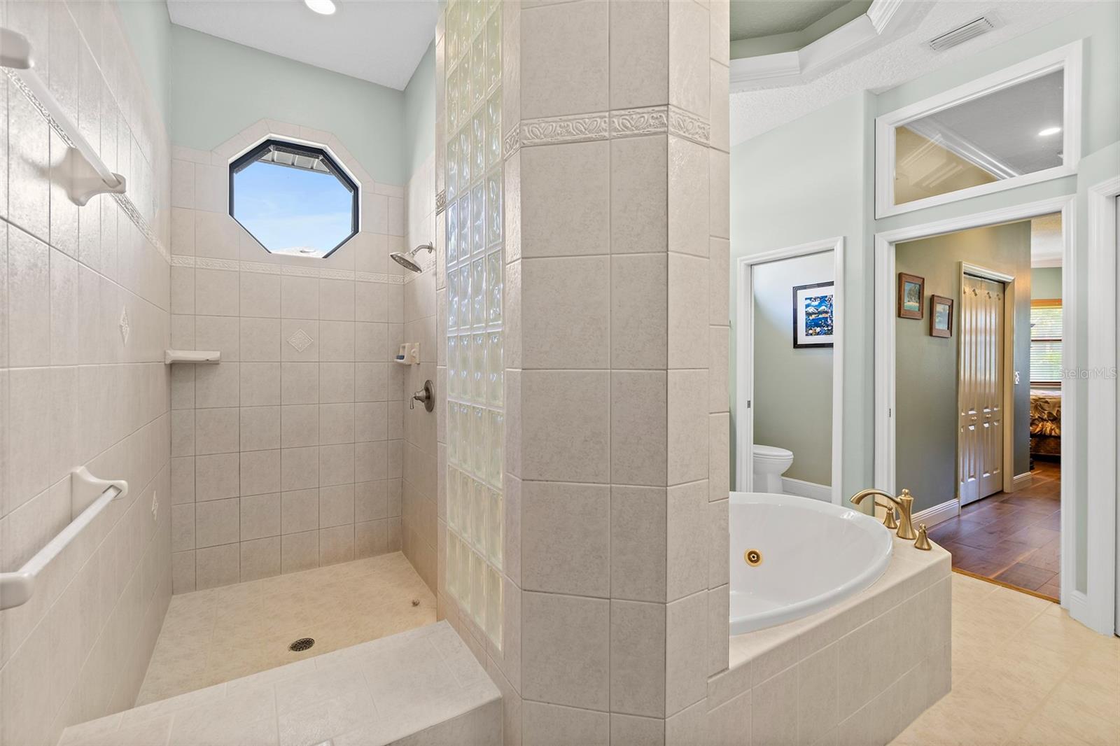 Image 29 of 50 For 3031 Southern Oaks Drive