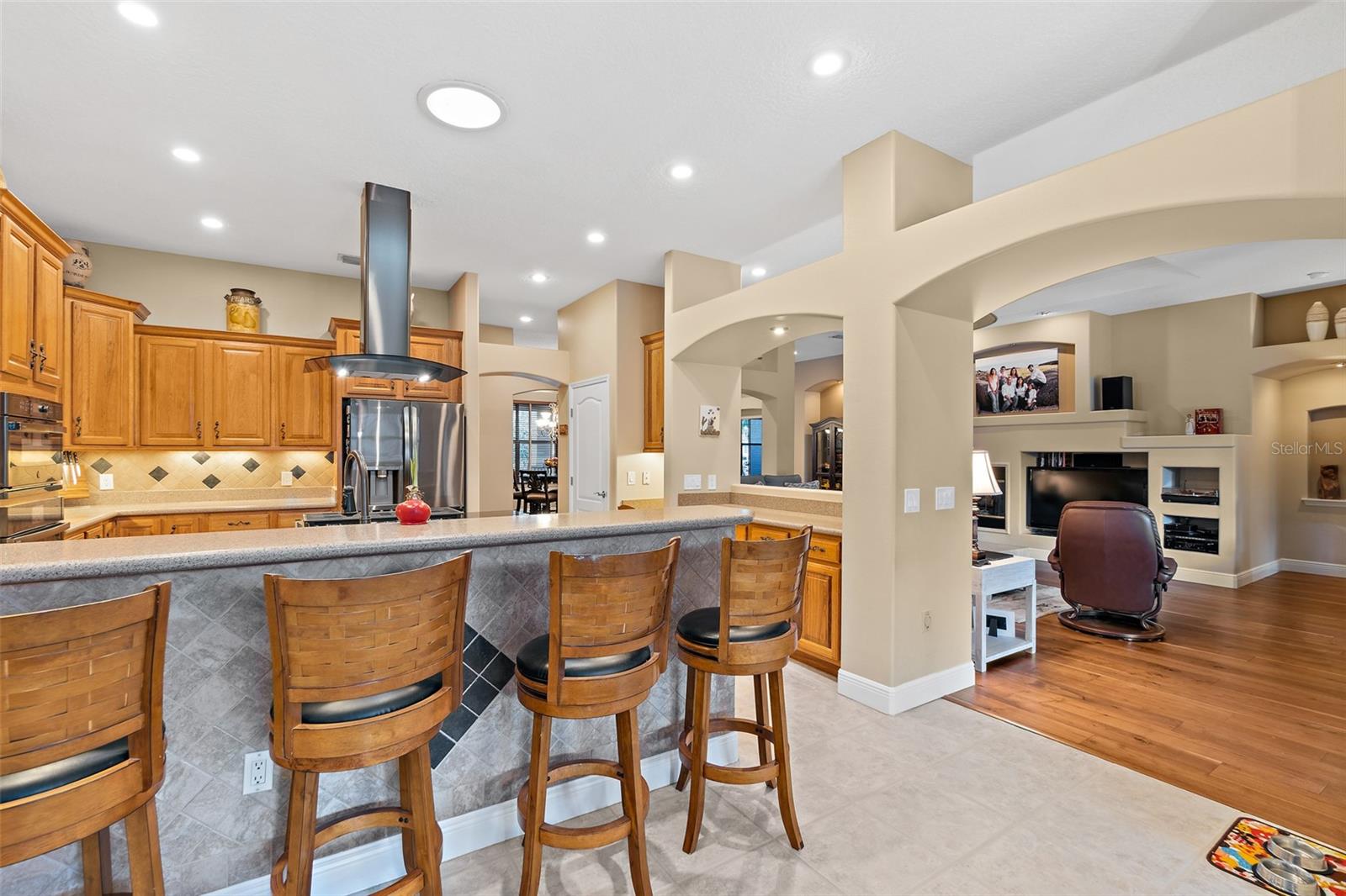 Image 33 of 50 For 3031 Southern Oaks Drive