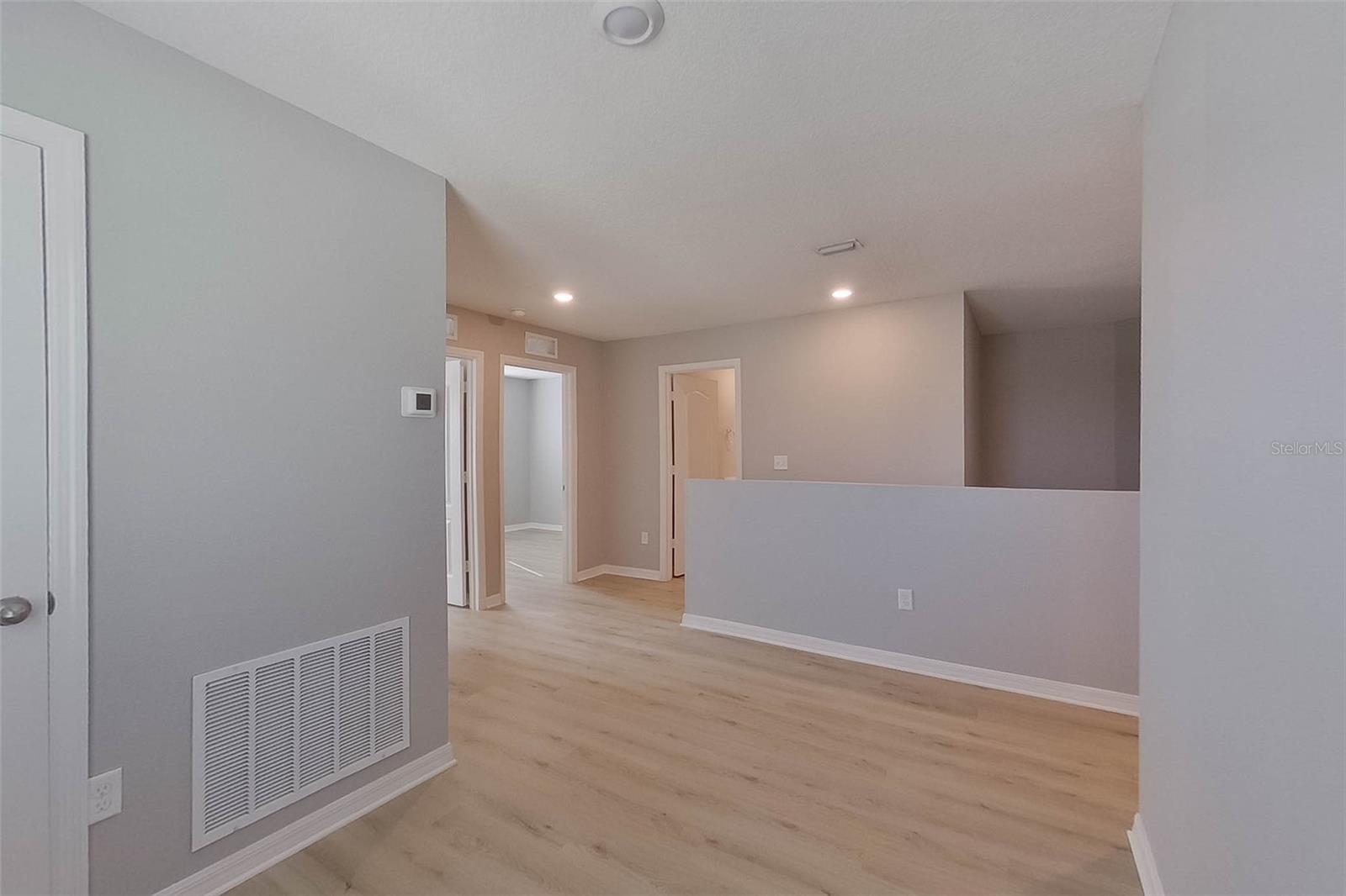 Image 21 of 31 For 30098 Fedora Circle