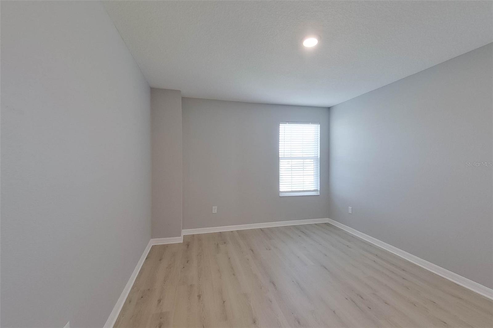 Image 26 of 31 For 30098 Fedora Circle