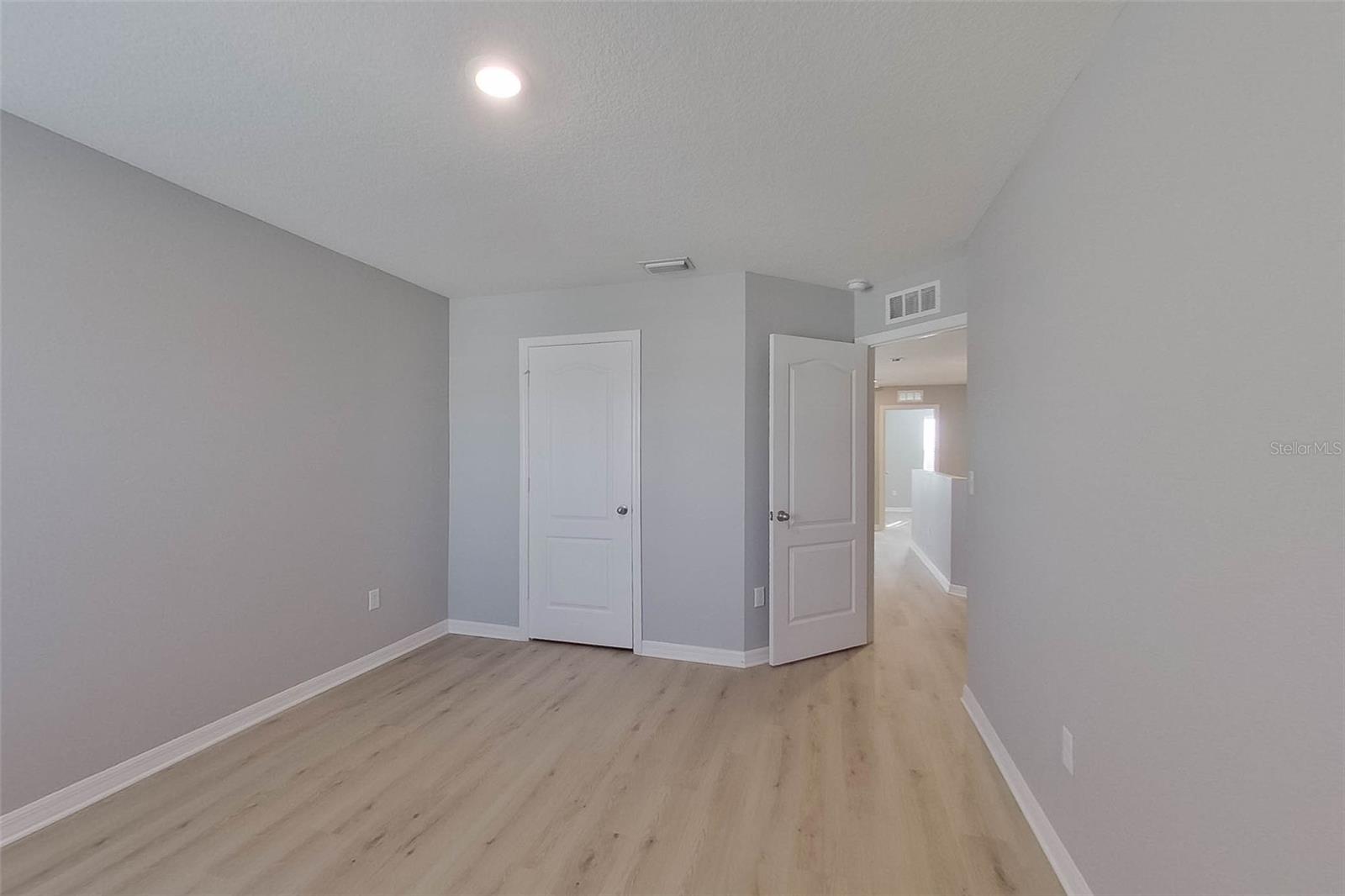 Image 27 of 31 For 30098 Fedora Circle