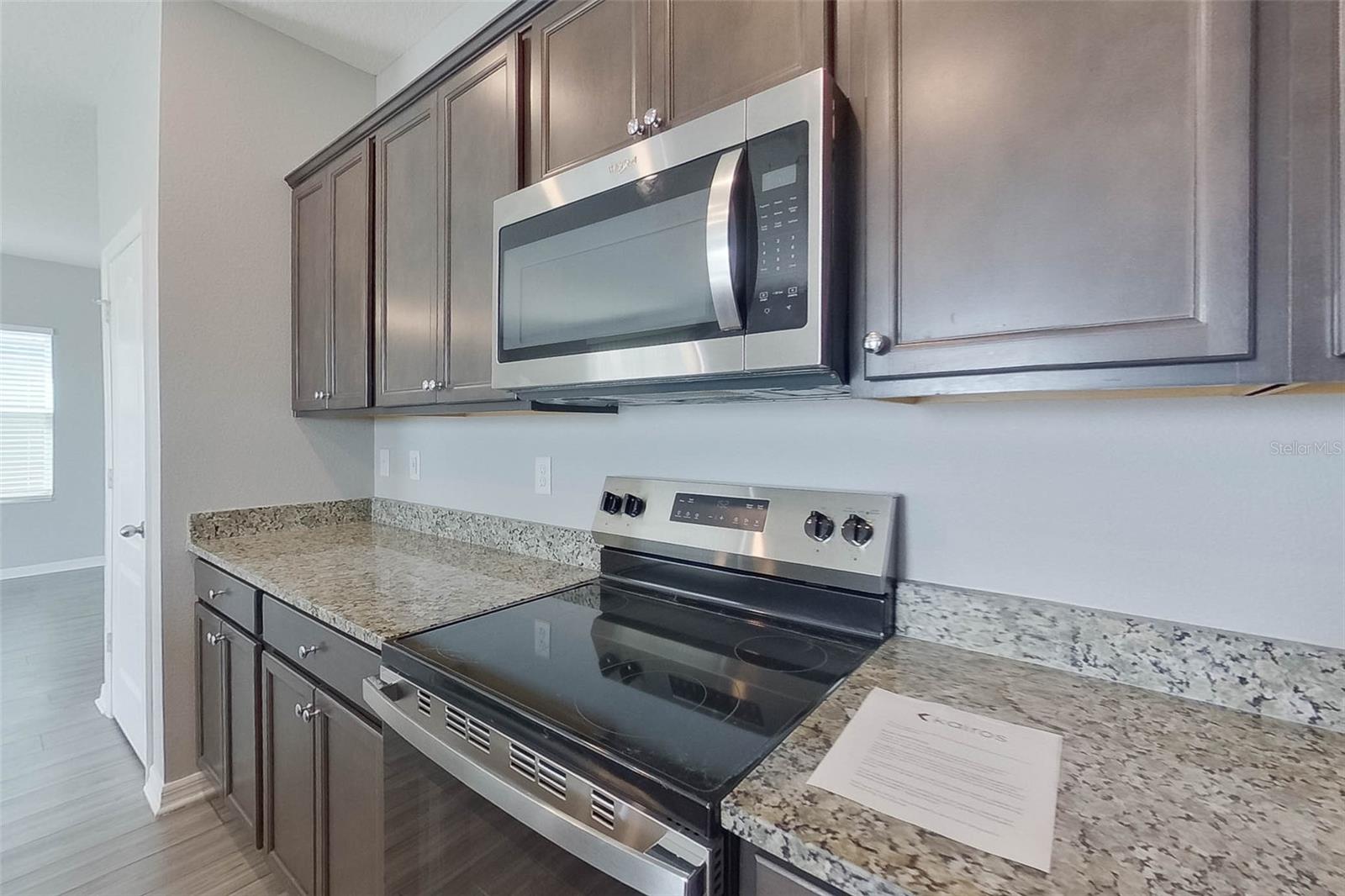 Image 8 of 31 For 30098 Fedora Circle