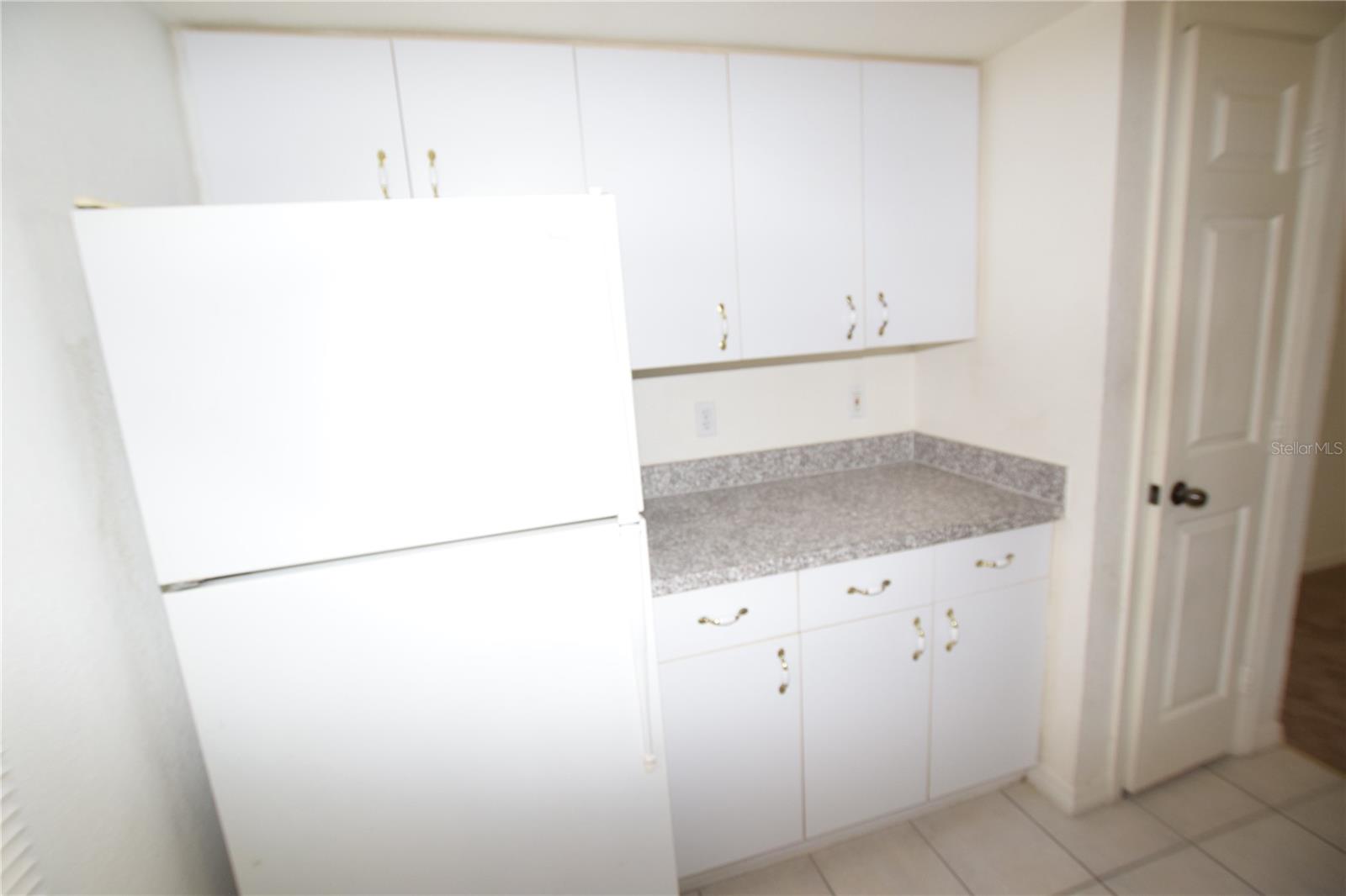 Image 18 of 32 For 6324 Raleigh Street 714