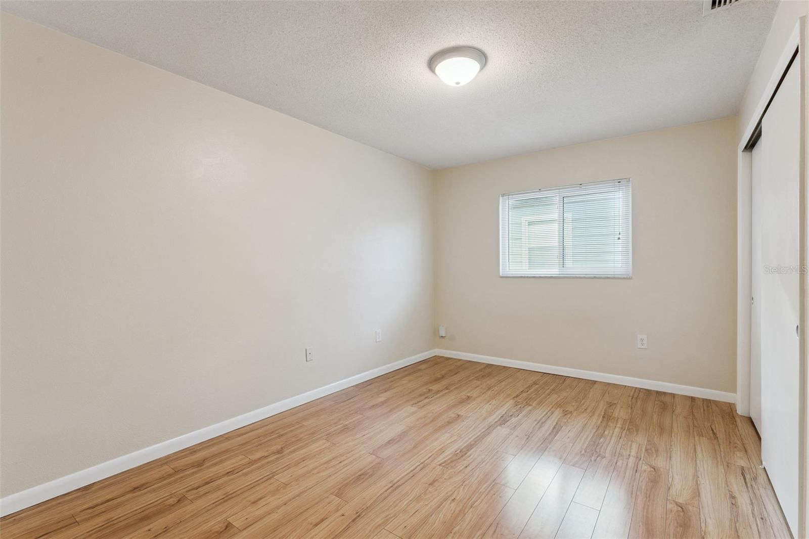 Image 17 of 31 For 1500 Nebraska Street