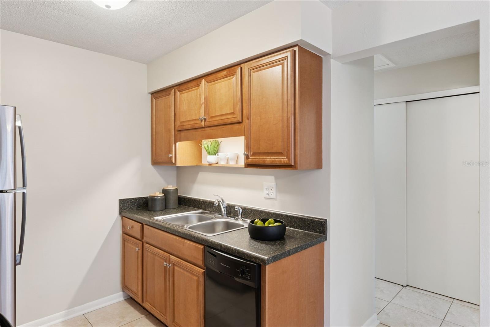 Image 22 of 31 For 1500 Nebraska Street