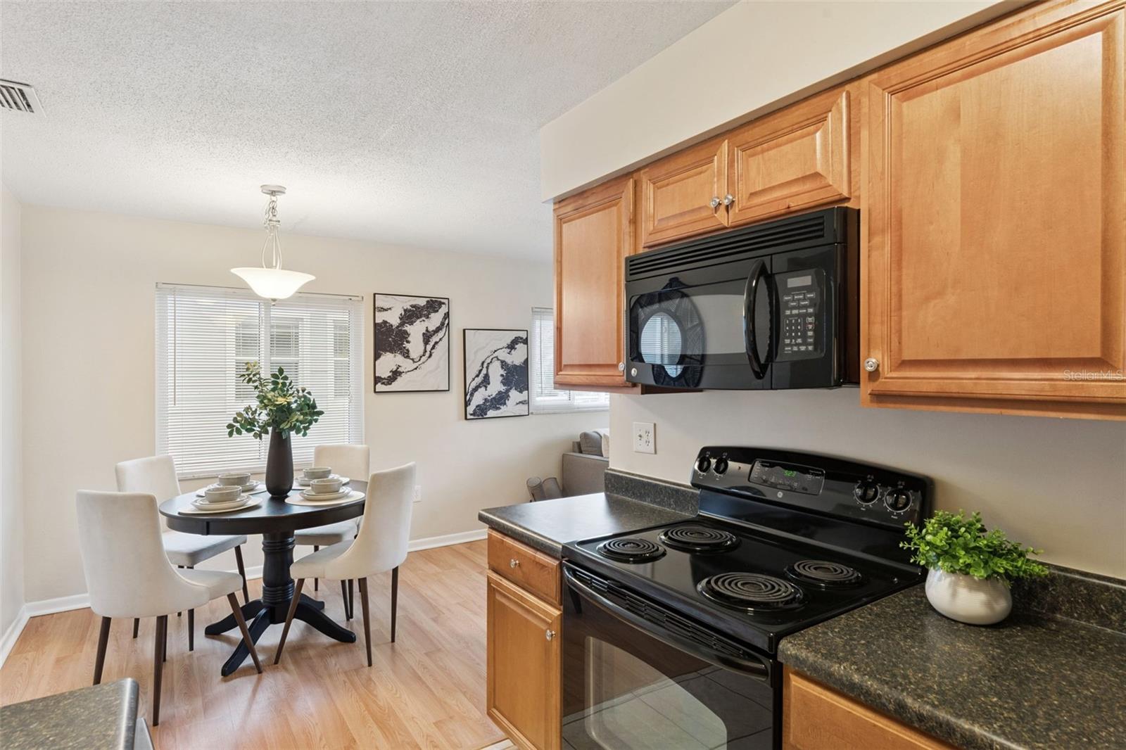 Image 25 of 31 For 1500 Nebraska Street