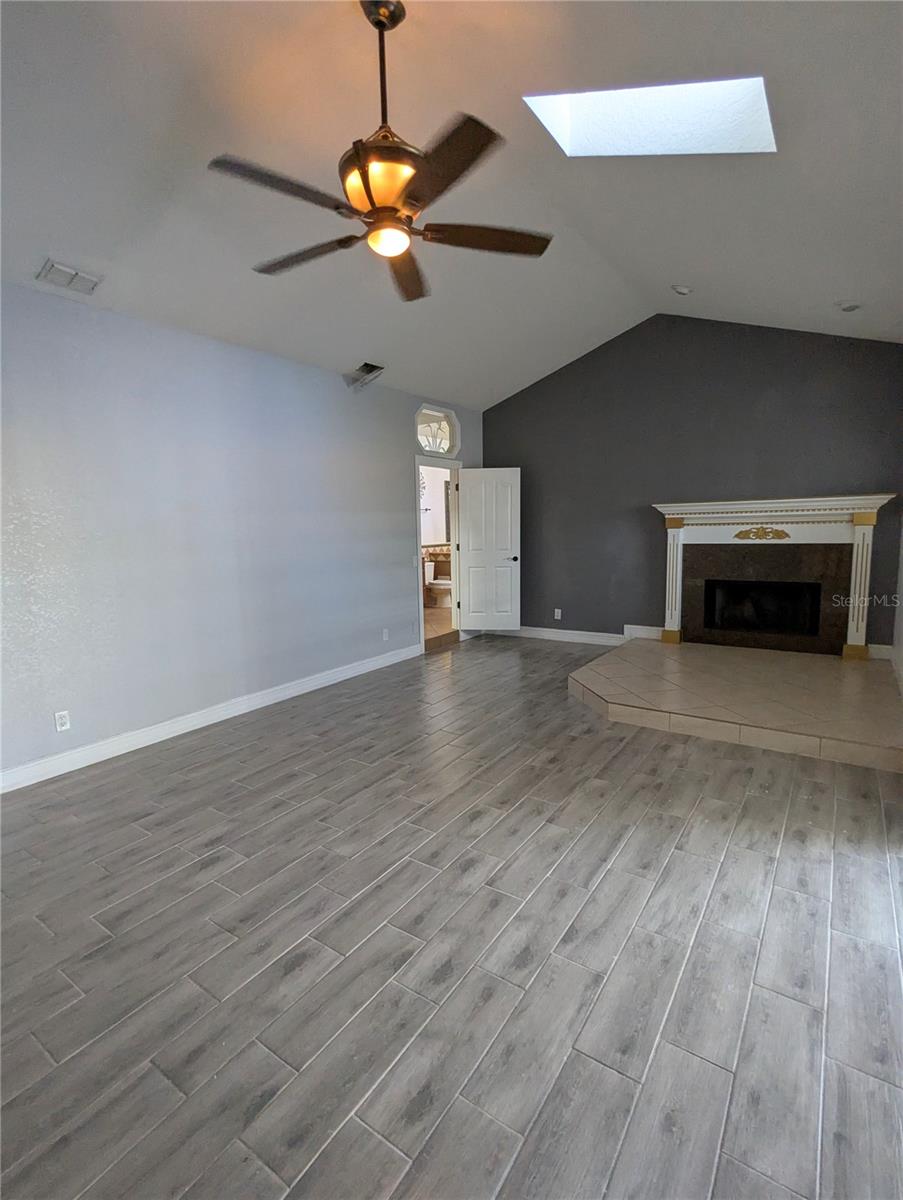 Image 42 of 64 For 8052 Oak Park Road