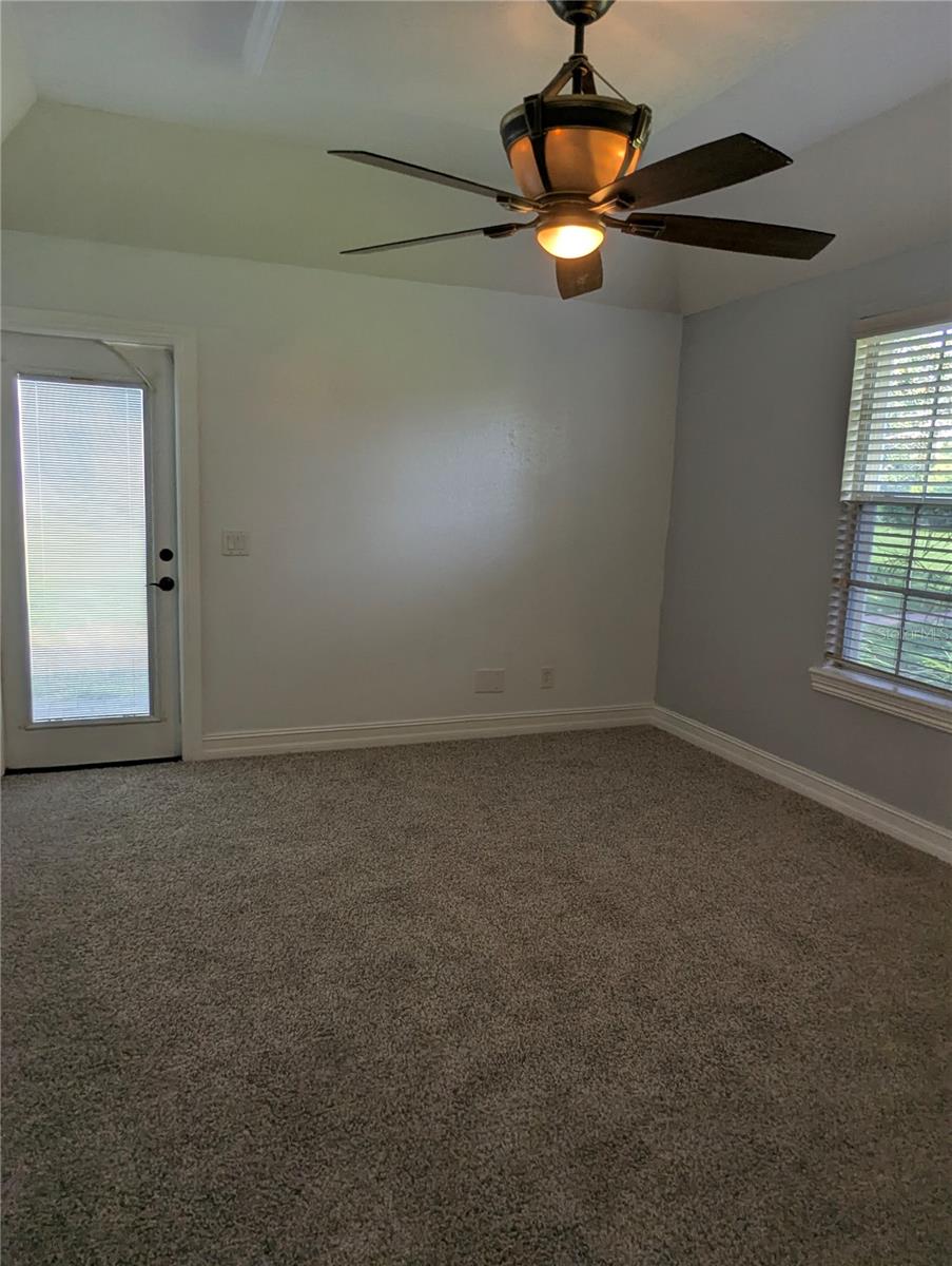 Image 52 of 64 For 8052 Oak Park Road