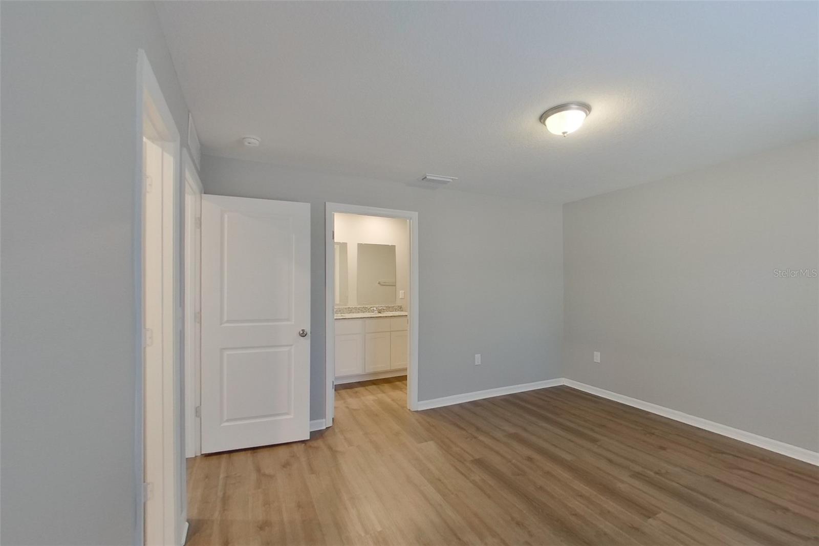 Image 16 of 18 For 9810 Santee Terrace