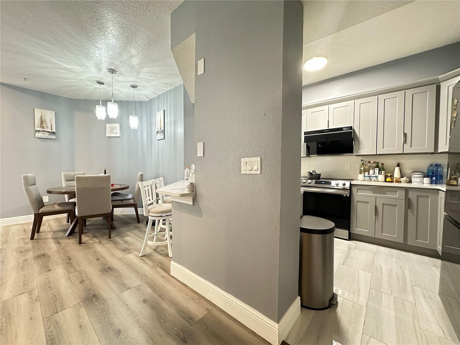 Image 6 of 21 For 5554 Metrowest Boulevard 4-312