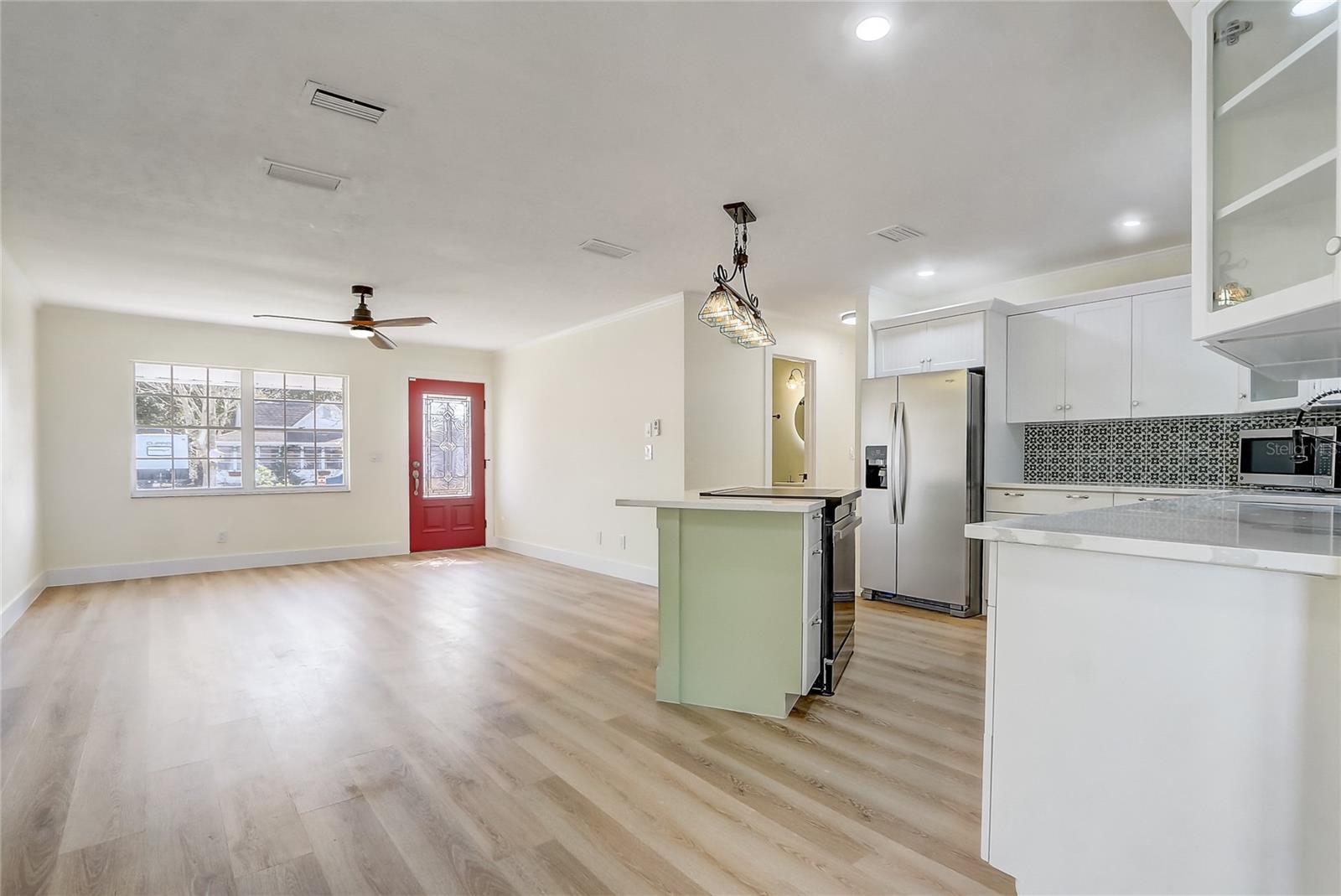 Image 10 of 52 For 618 Maryland Avenue