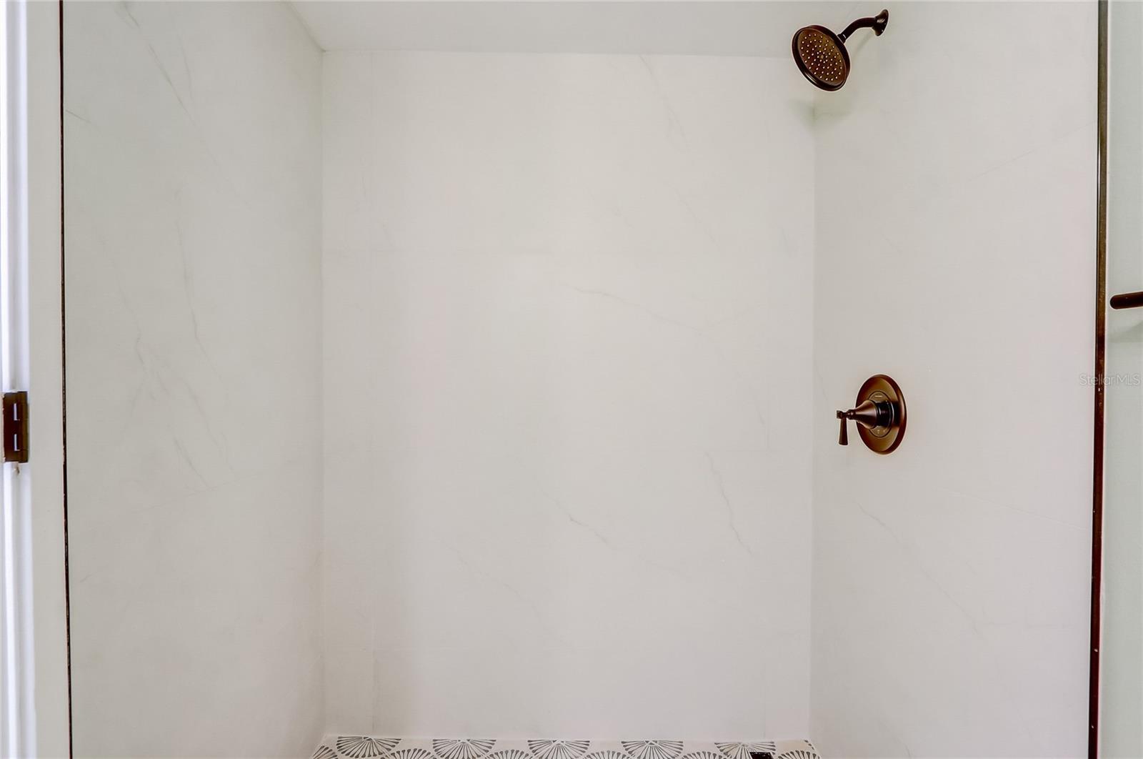 Image 20 of 52 For 618 Maryland Avenue