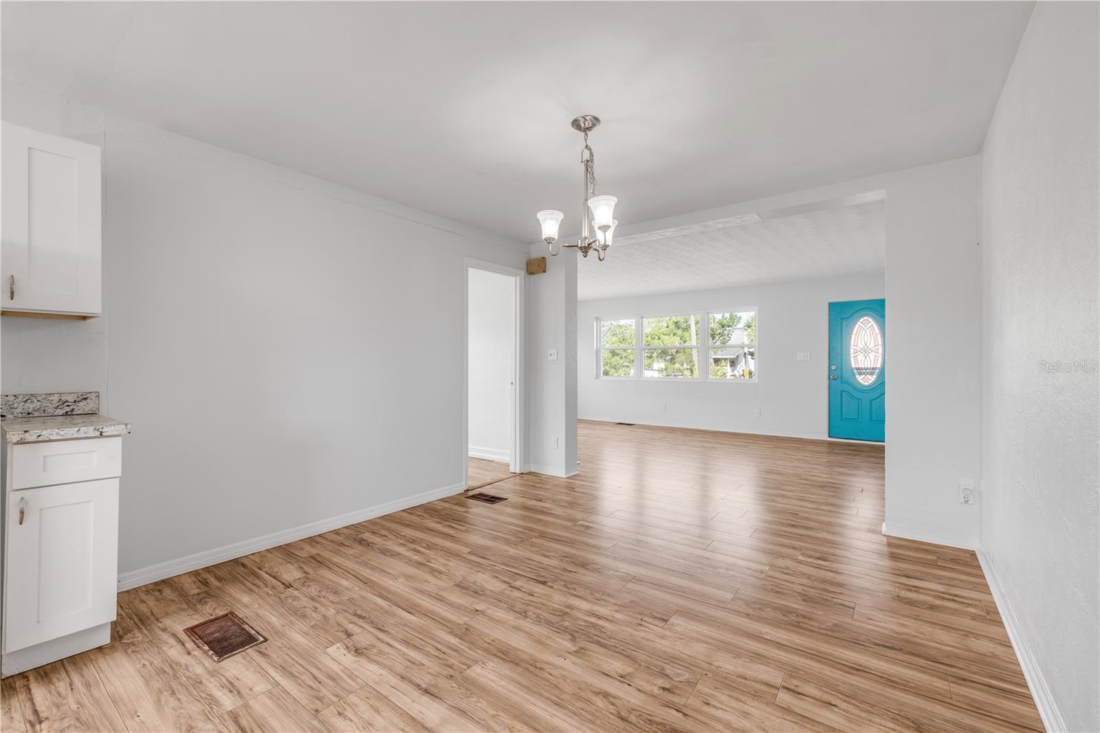 Image 11 of 26 For 256 Morningside Avenue