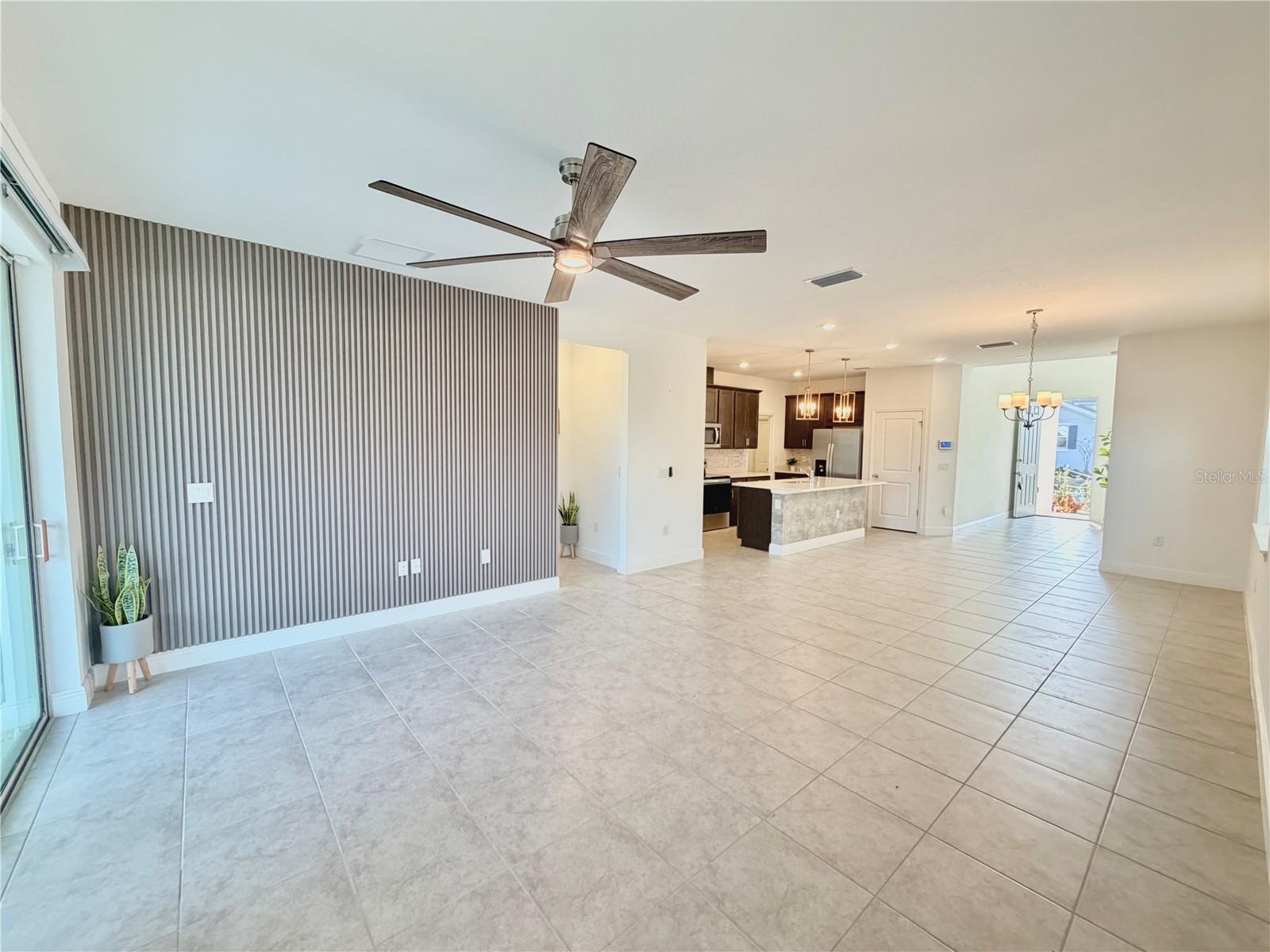 Image 10 of 81 For 2104 Axel Street