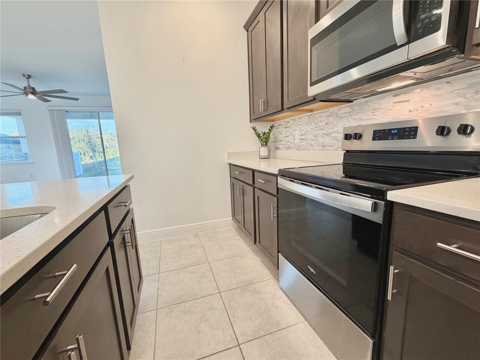 Image 36 of 81 For 2104 Axel Street