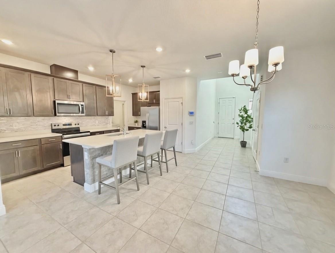 Image 52 of 81 For 2104 Axel Street