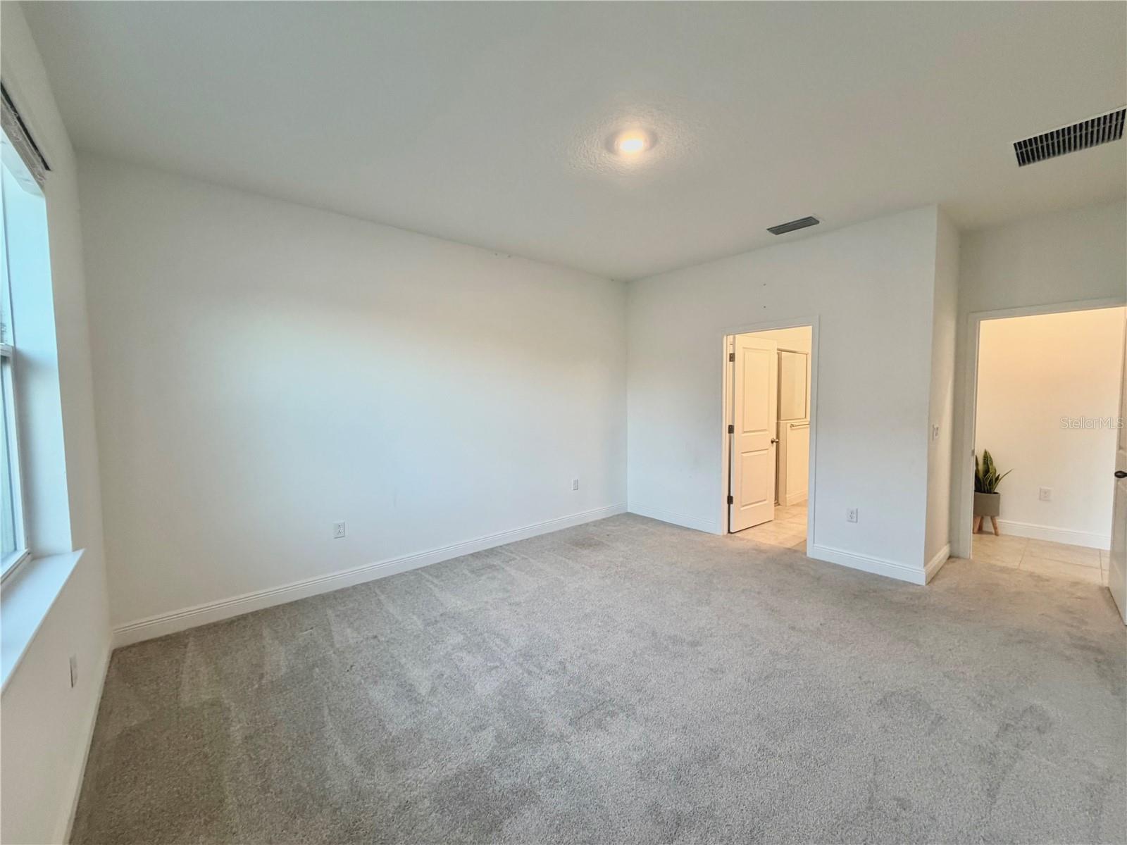 Image 56 of 81 For 2104 Axel Street