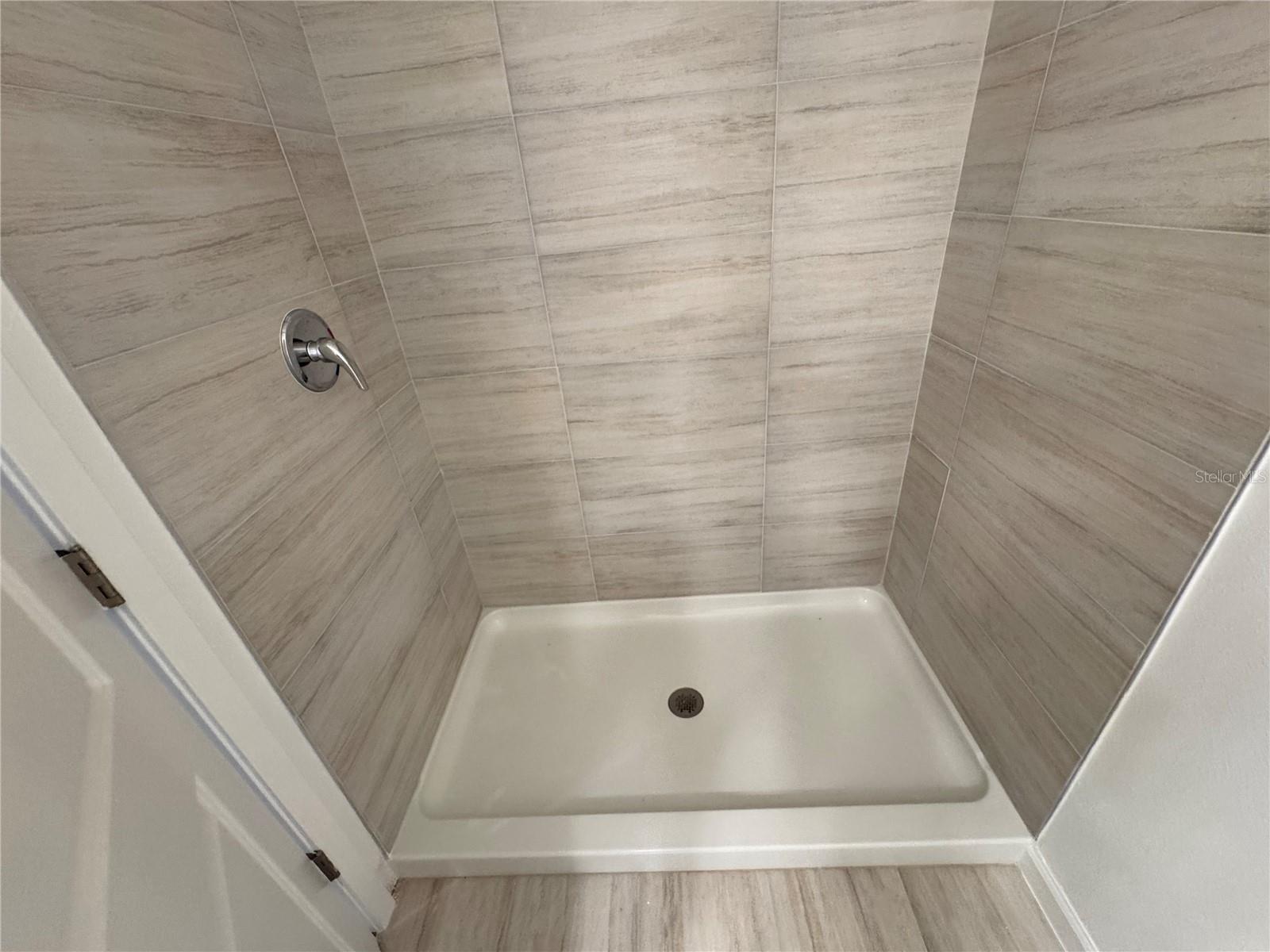 Image 11 of 23 For 1213 Southstation Place 404