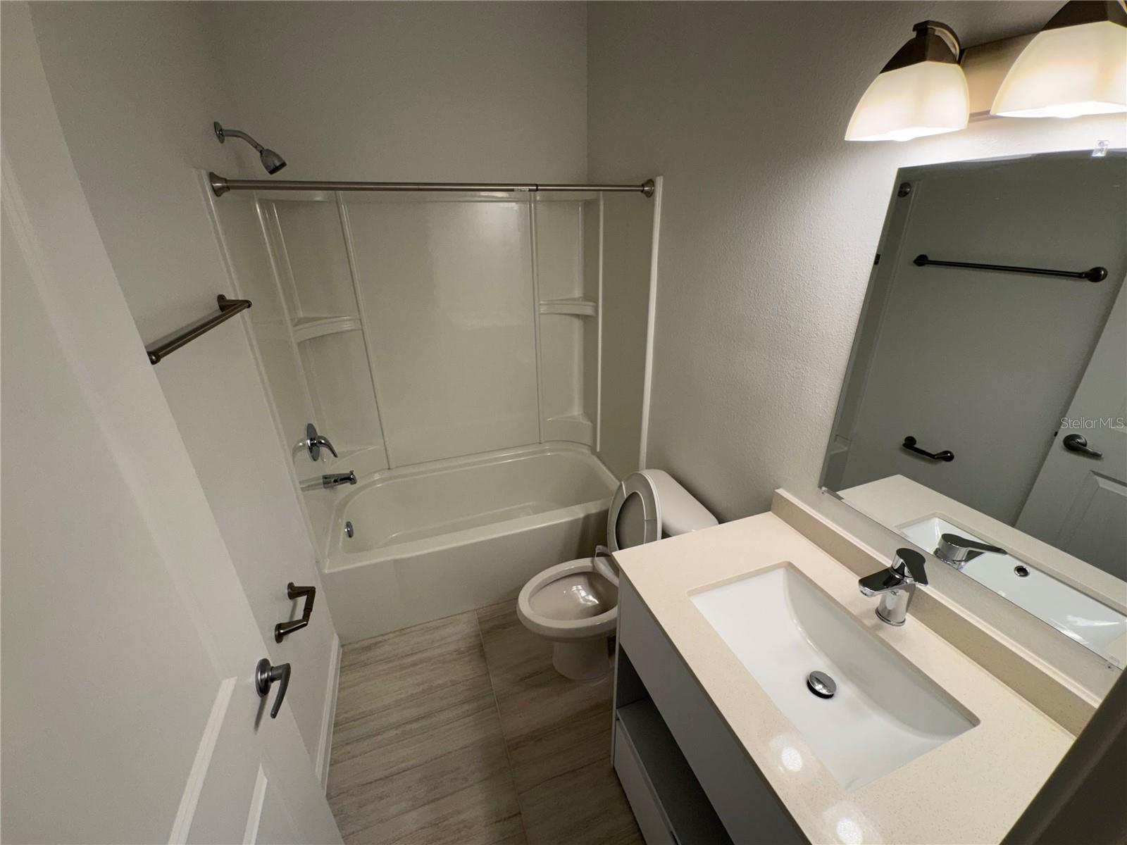 Image 13 of 23 For 1213 Southstation Place 404