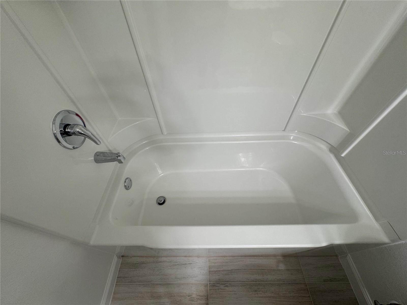 Image 14 of 23 For 1213 Southstation Place 404