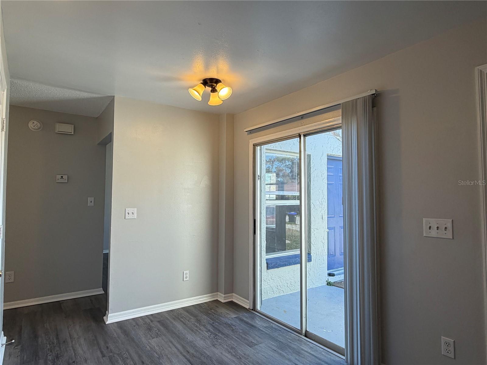 Image 7 of 22 For 1215 Ravida Circle