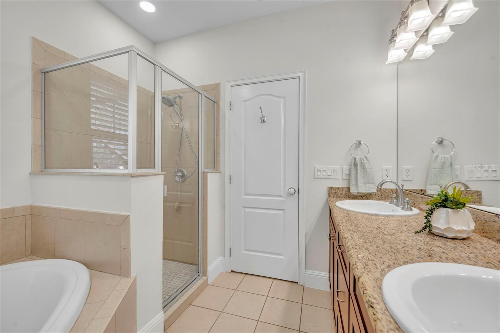 Image 21 of 46 For 456 Carolina Avenue