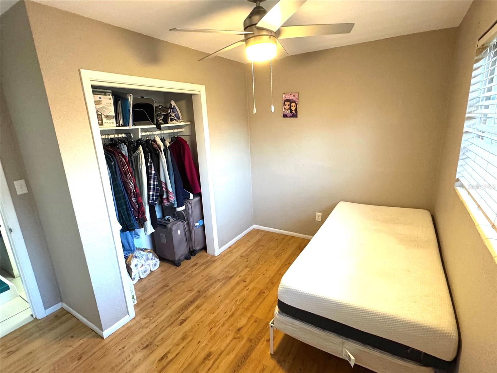 Image 11 of 26 For 504 Oxalis Avenue