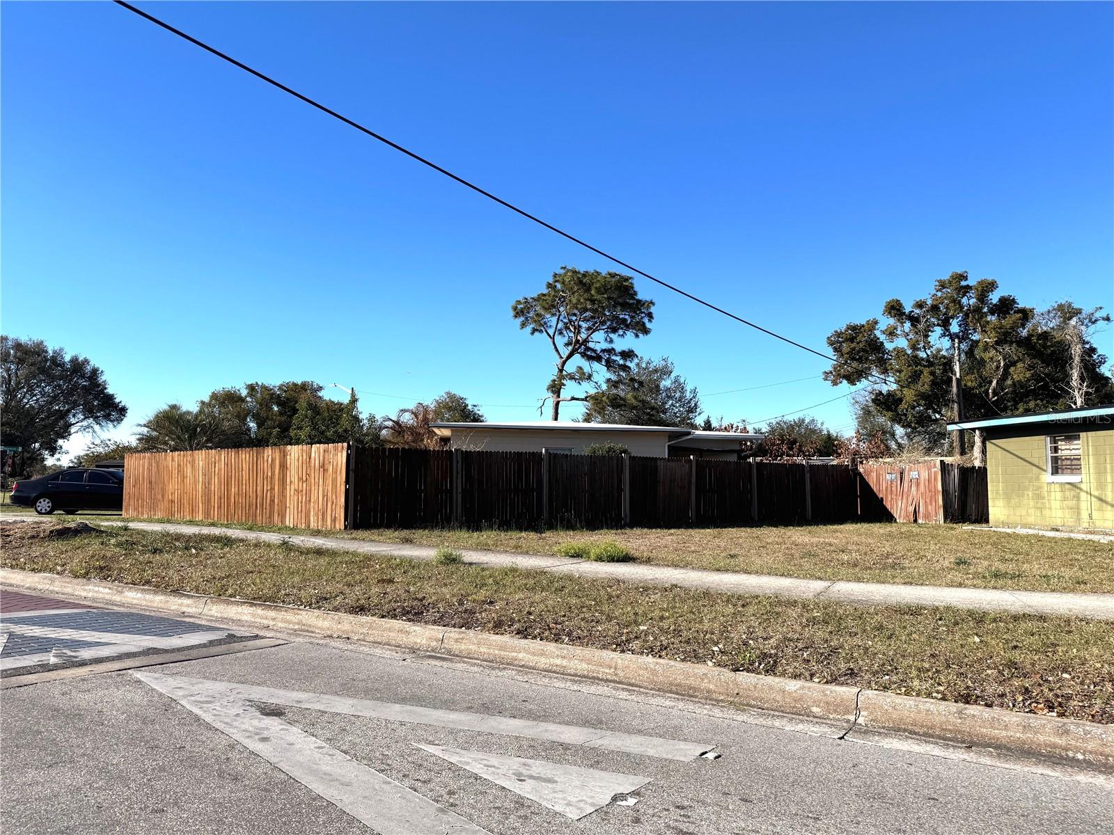 Image 25 of 26 For 504 Oxalis Avenue