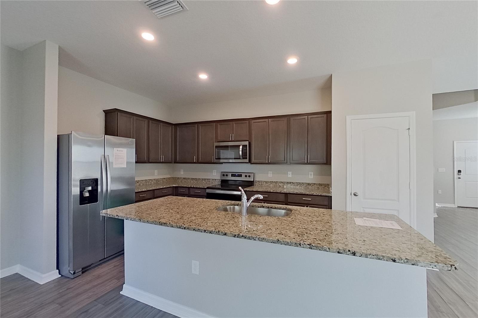 Image 10 of 36 For 30161 Fedora Circle